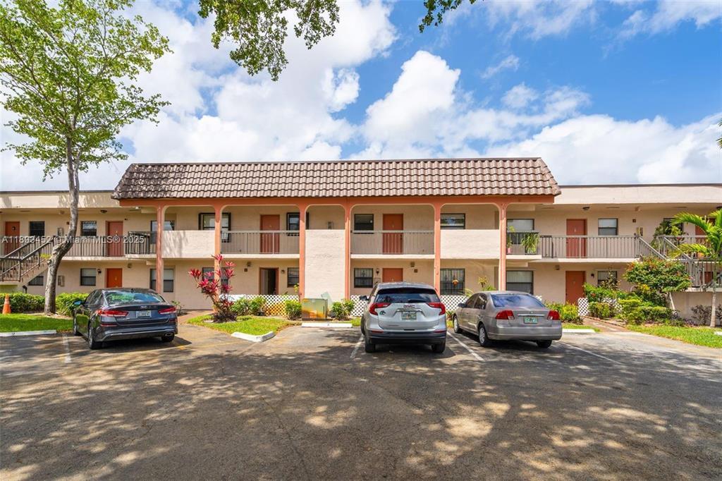 Listing  870 NE 207TH Terrace 204-9, Miami, FL 33179, Miami, FL 33179
