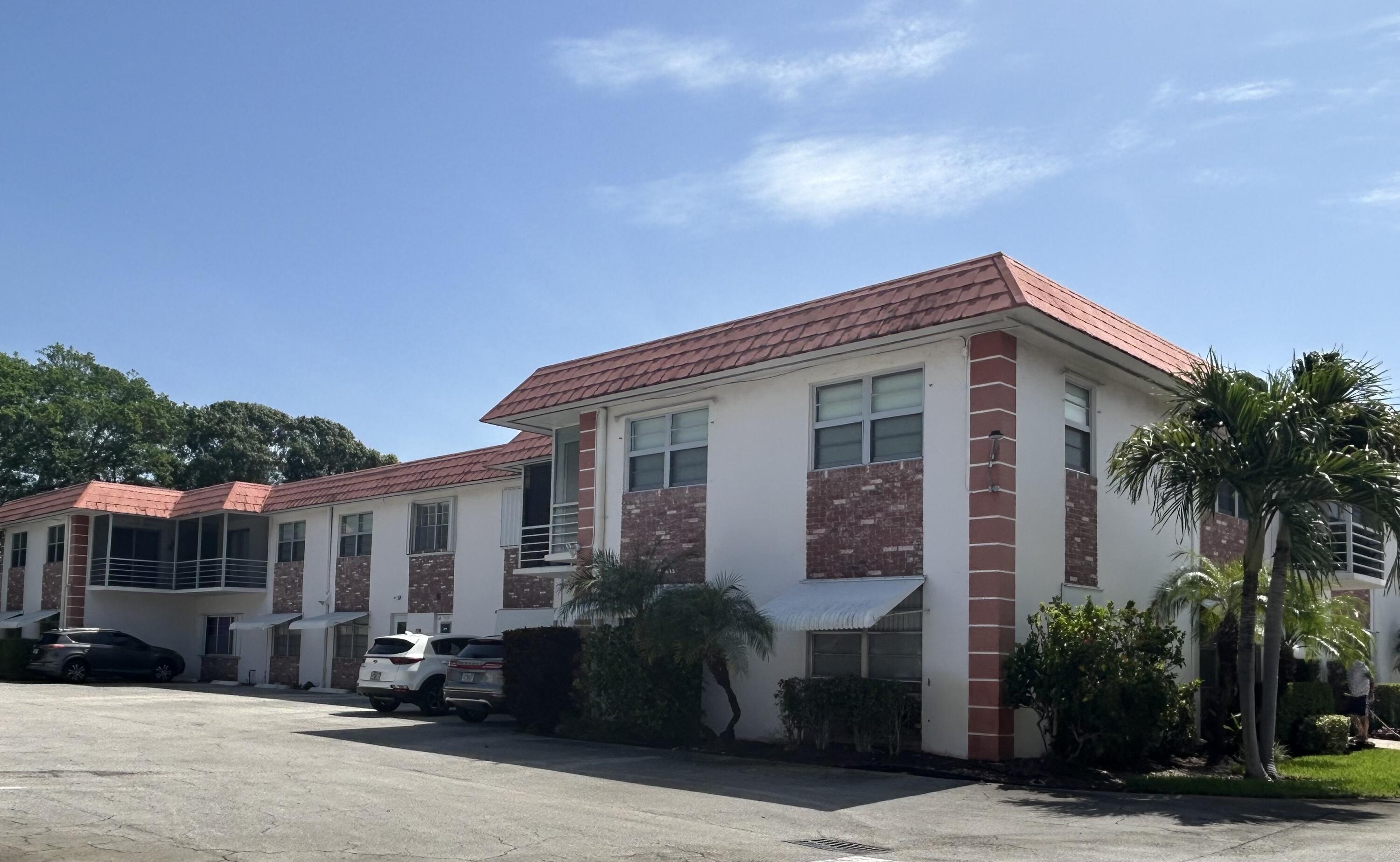 Listing  3550 NW 8TH Avenue 312, Pompano Beach, FL 33064, Pompano Beach, FL 33064