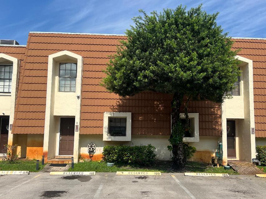 View details of listing 113 NW 115th Terrace, Plantation, FL 33325 Plantation with MLS# 