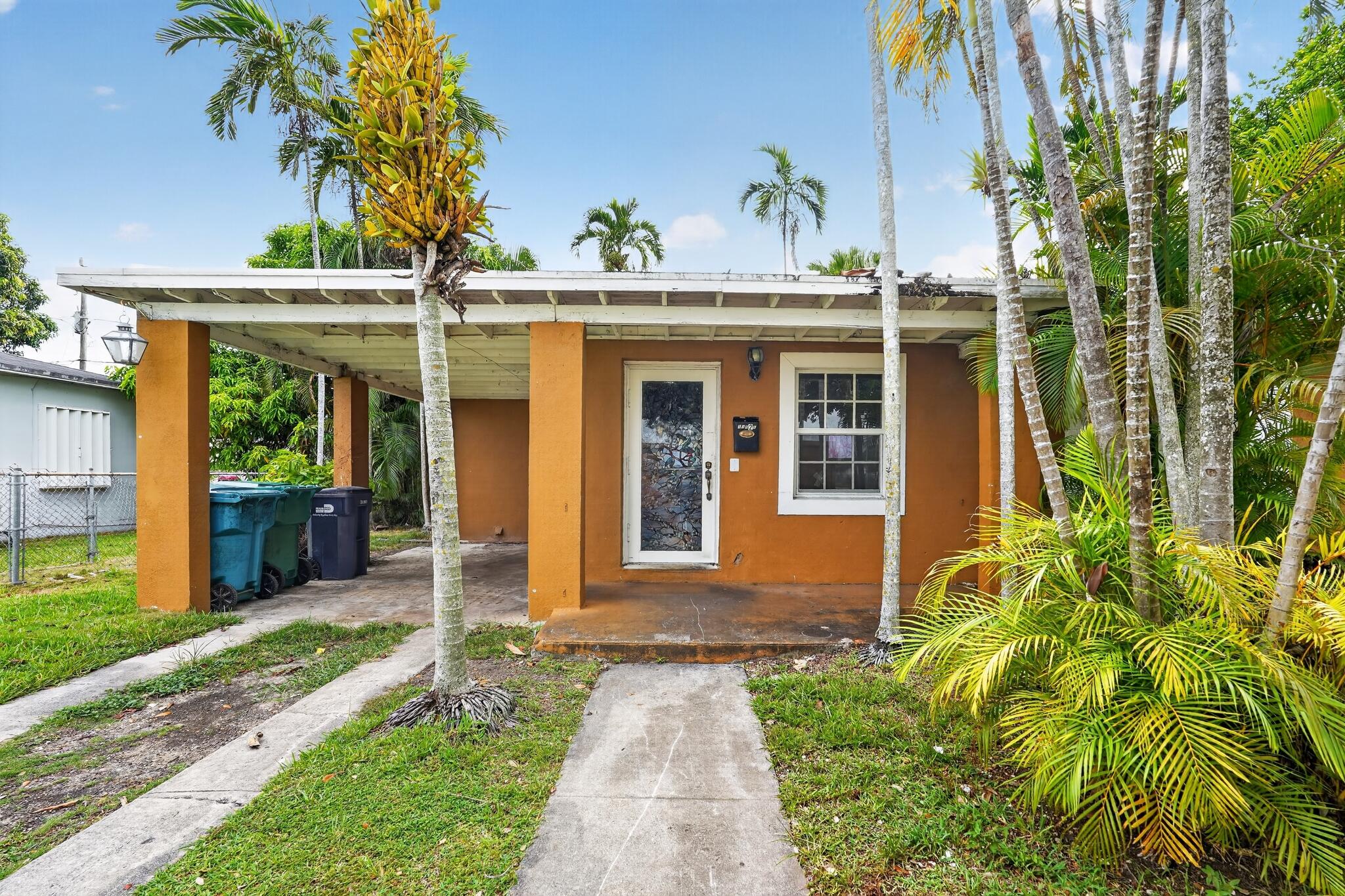 Listing  14621 LINCOLN Boulevard, Miami, FL 33176, Miami, FL 33176