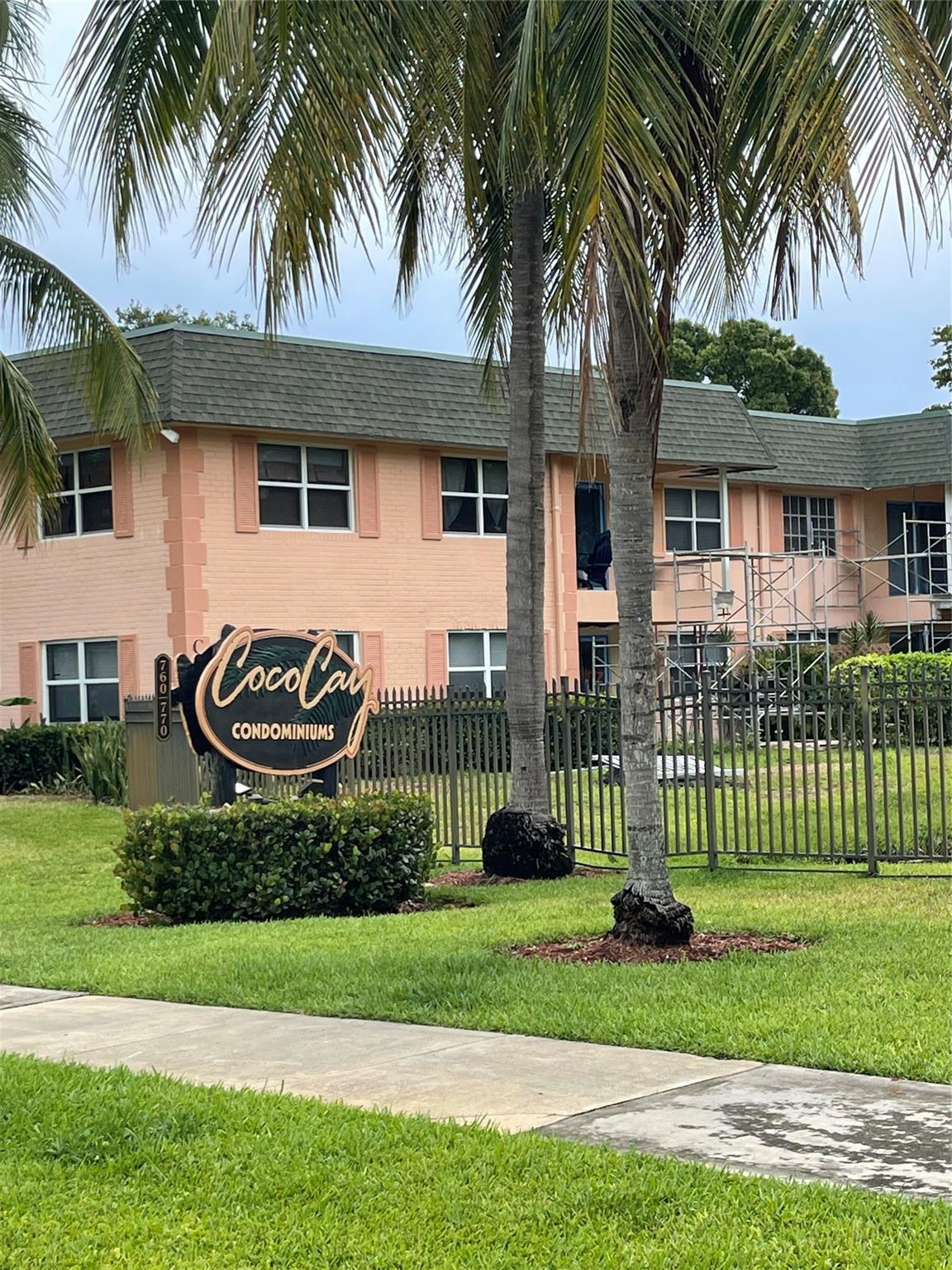 View details of listing 770 SE 2ND Avenue E106, Deerfield Beach, FL 33441 Deerfield Beach with MLS# 