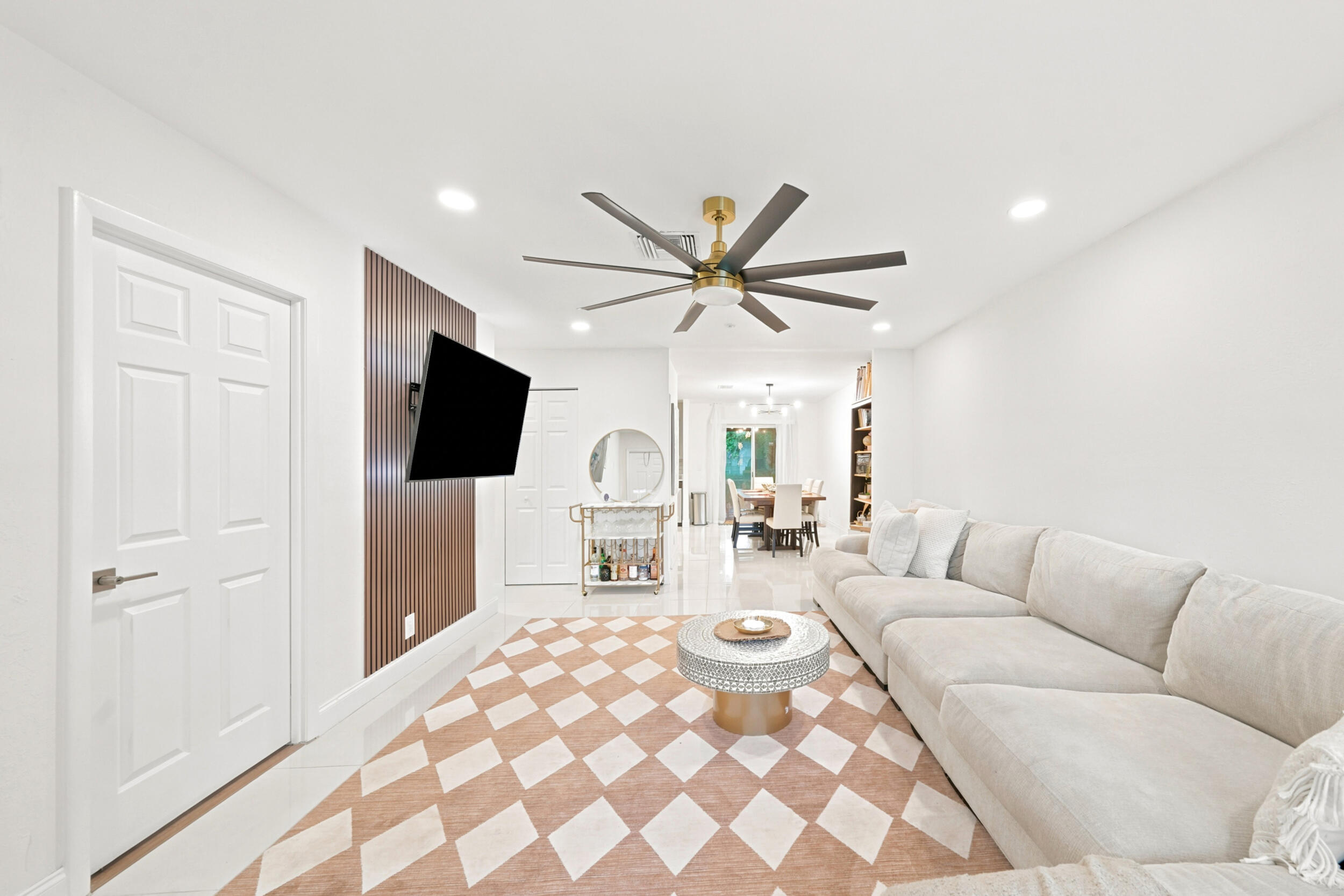 View details of listing 8026 SW 20TH Court, Davie, FL 33324 Davie with MLS# 