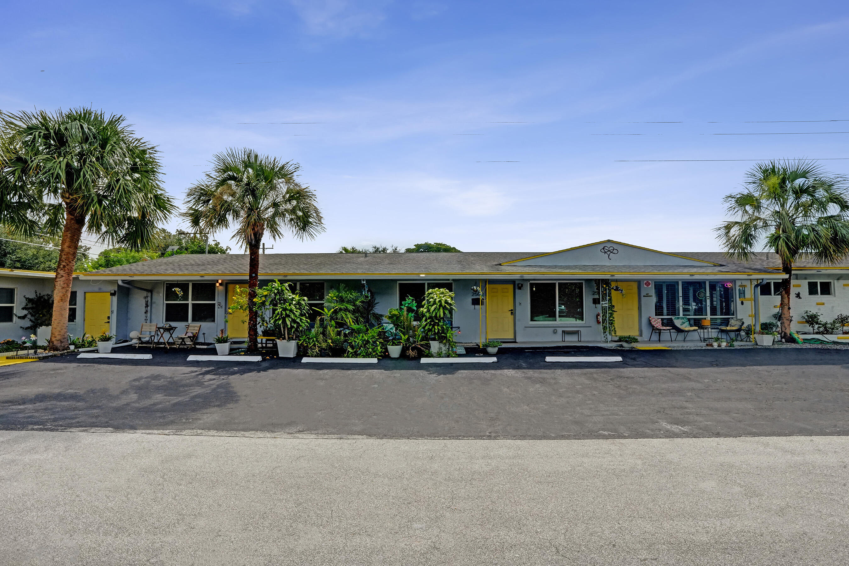 Listing  2500 NW 3RD Avenue 1-4, Wilton Manors, FL 33311, Wilton Manors, FL 33311
