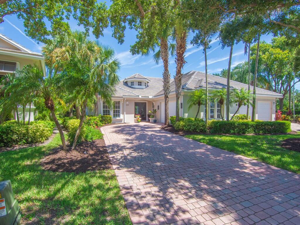 Listing  2229 Falls Circle, Vero Beach, FL 32967, Vero Beach, FL 32967