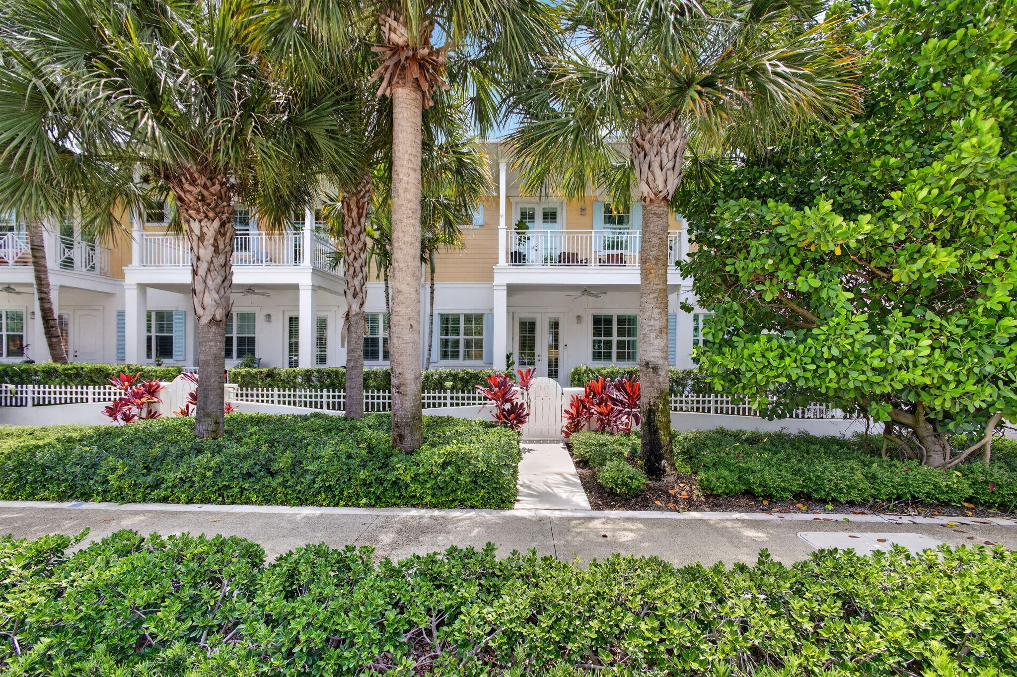 Listing  131 INLET WATERS Circle, Jupiter, FL 33477, Jupiter, FL 33477