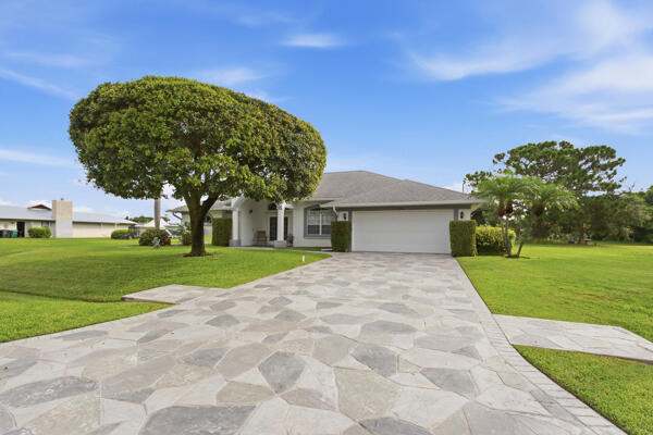 Listing  2201 SE BOWIE Street, Port St. Lucie, FL 34952, Port St. Lucie, FL 34952