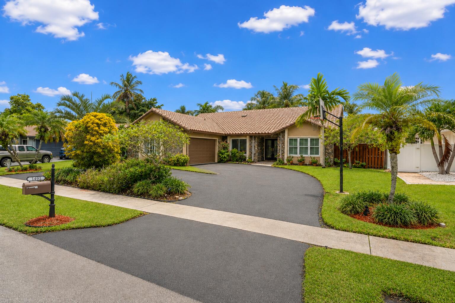 Listing  1491 NW 99TH Avenue, Plantation, FL 33322, Plantation, FL 33322