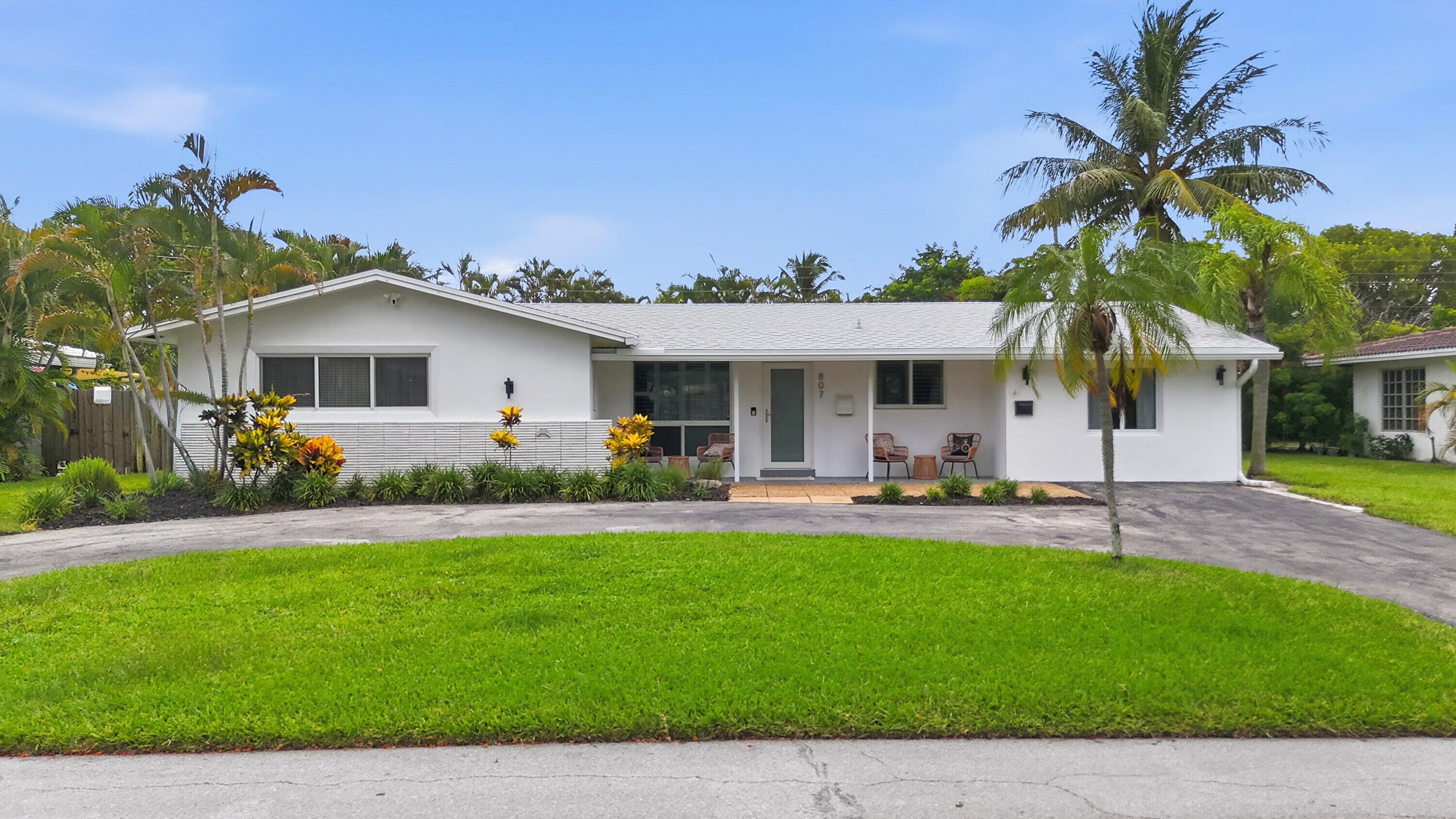 Listing  807 SE 9 Terrace, FL 33441, FL 33441