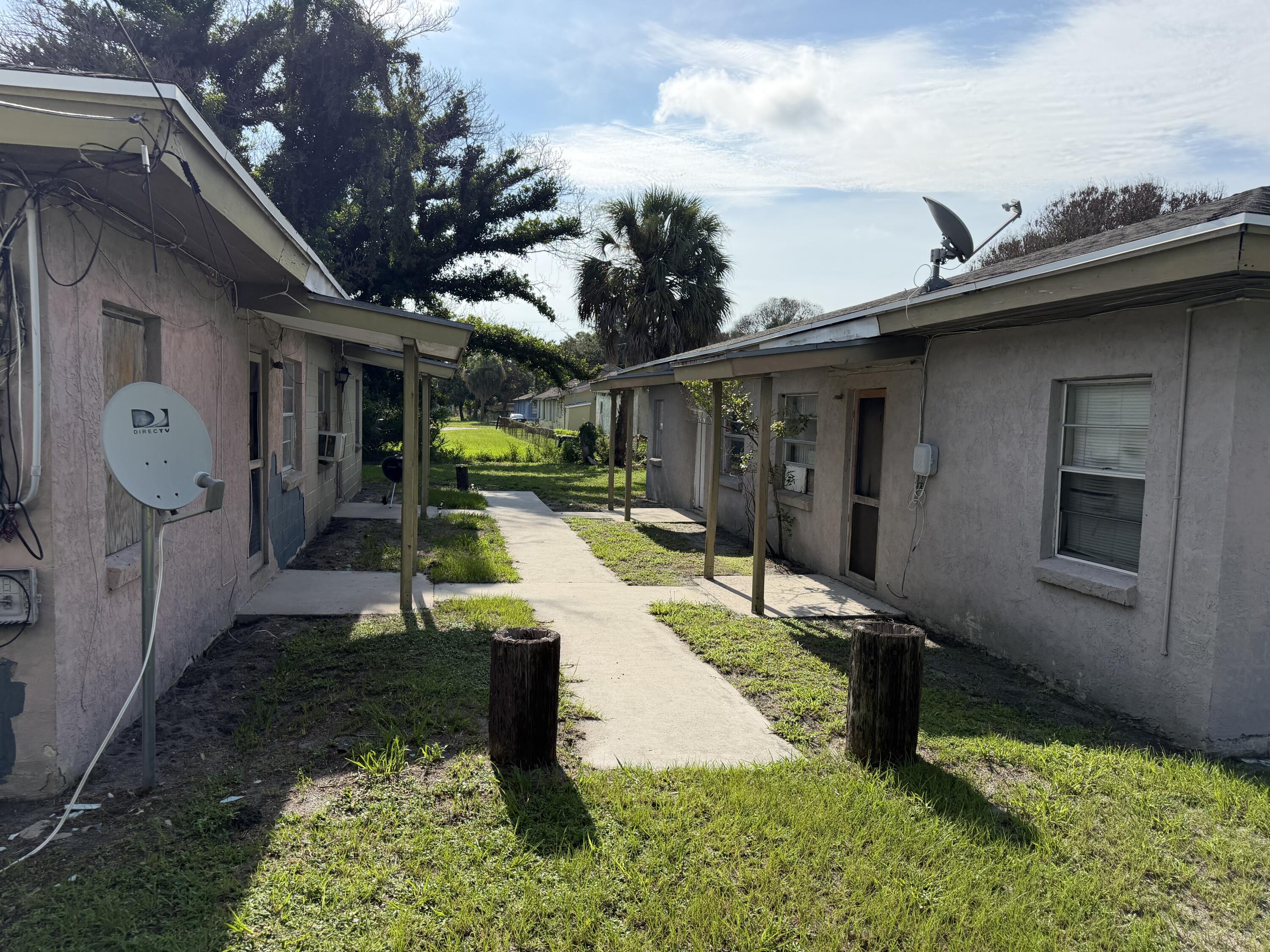Listing  436 N 15TH Street, Fort Pierce, FL 34950, Fort Pierce, FL 34950