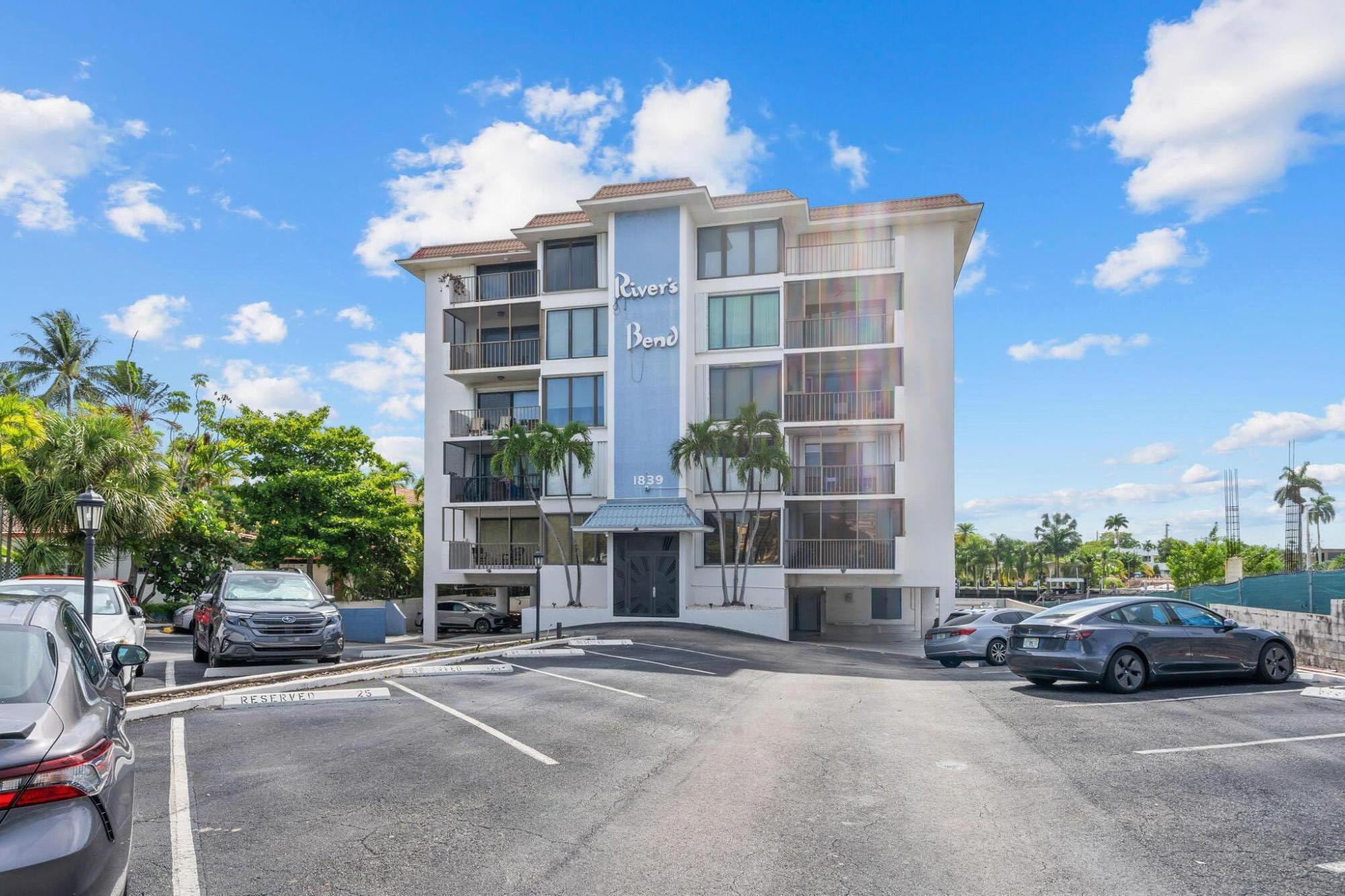 Listing  1839 Middle River Drive 501, Fort Lauderdale, FL 33305, Fort Lauderdale, FL 33305