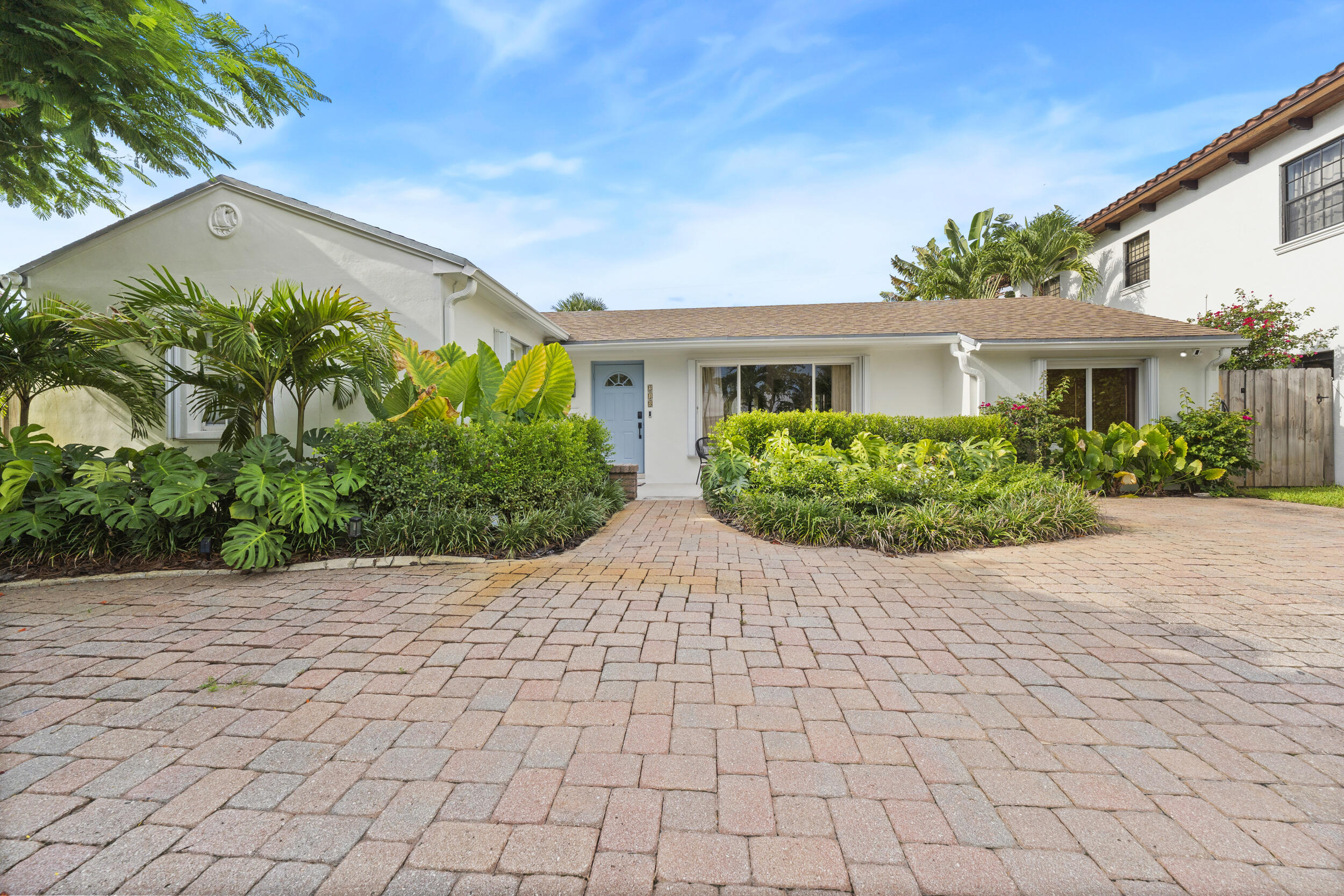 Listing  218 Alpine Road, West Palm Beach, FL 33405, West Palm Beach, FL 33405
