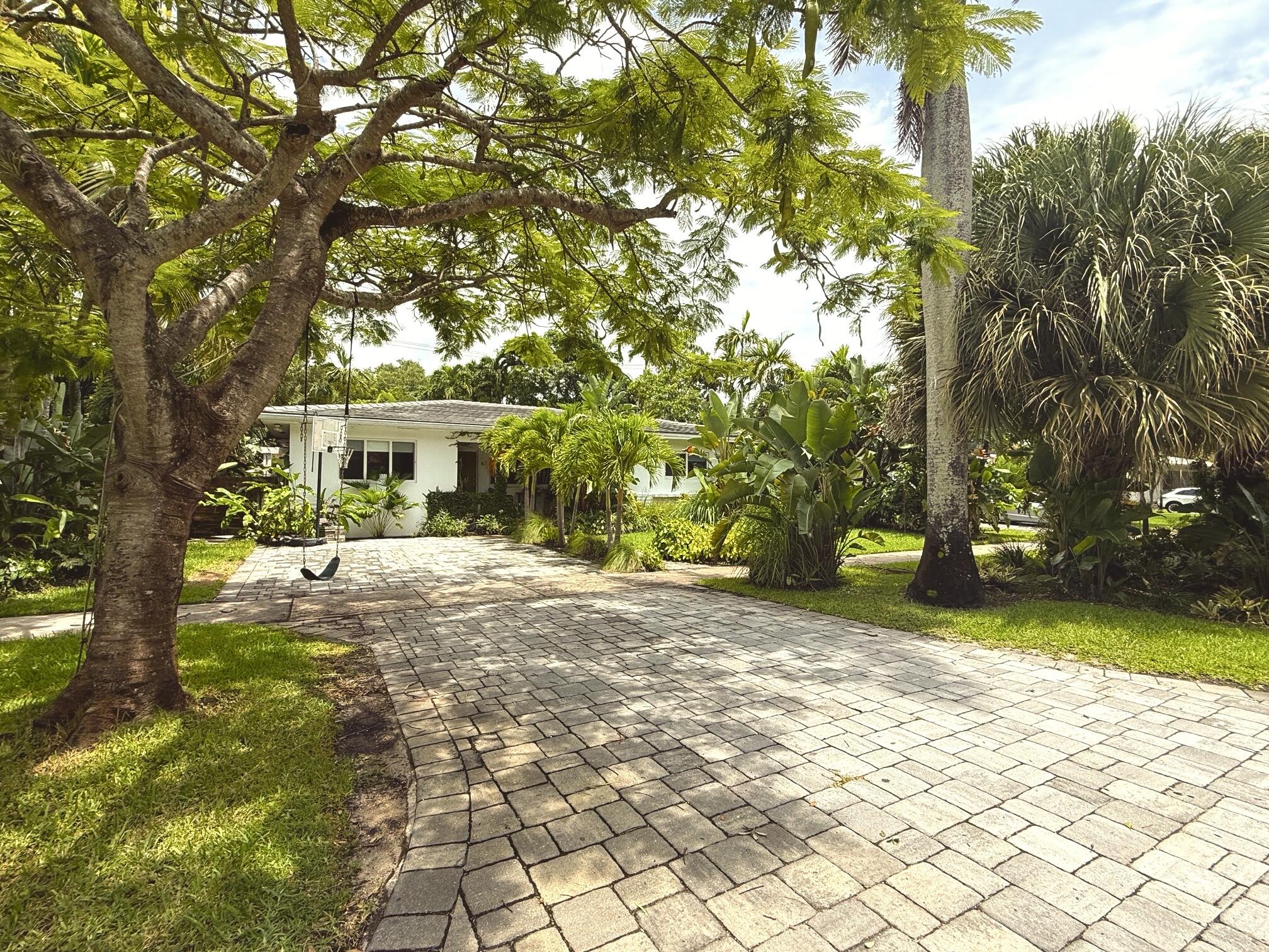 View details of listing 67 NW 97 th Street, Miami Shores, FL 33150 Miami Shores with MLS# 