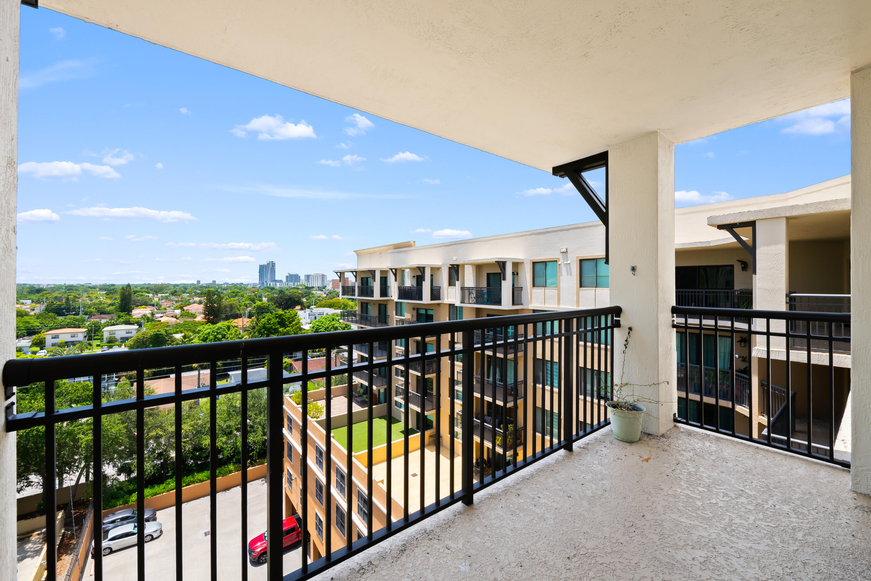 Listing  3530 SW 22ND Street 902, Miami, FL 33145, Miami, FL 33145
