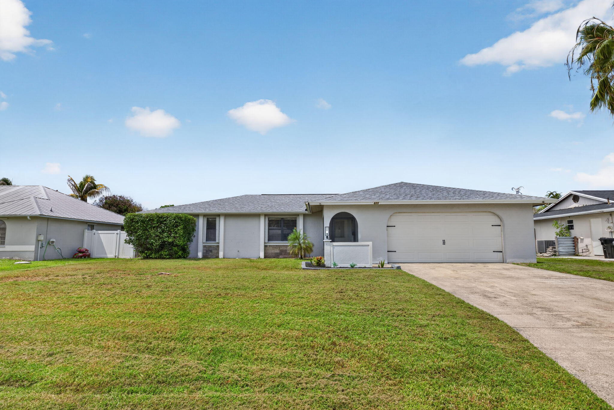 Listing  825 SE STARFLOWER Avenue, Port St. Lucie, FL 34983, Port St. Lucie, FL 34983