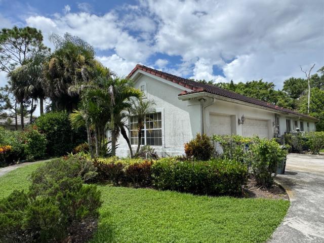 Listing  18554 SE OLD TRAIL Drive E, Jupiter, FL 33478, Jupiter, FL 33478