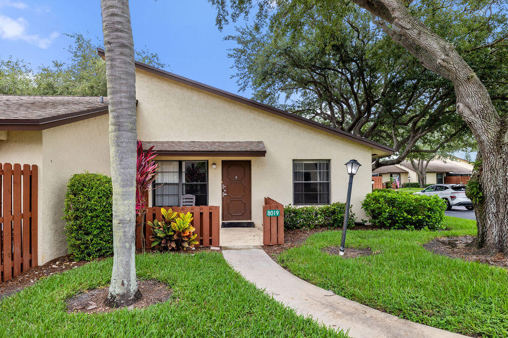 Listing  8019 SE Villa Circle, Hobe Sound, FL 33455, Hobe Sound, FL 33455