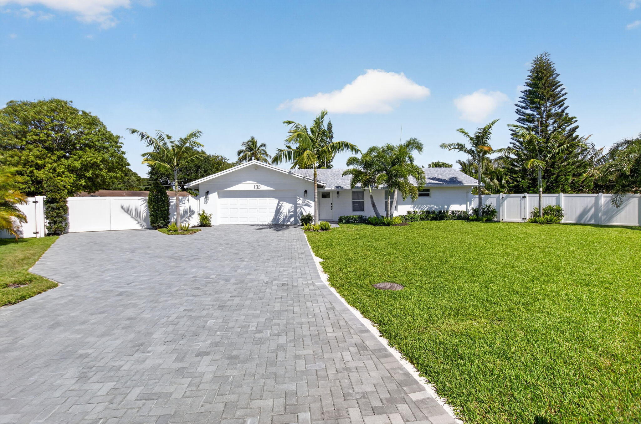 Listing  135 SE 28th Court, Boynton Beach, FL 33435, Boynton Beach, FL 33435