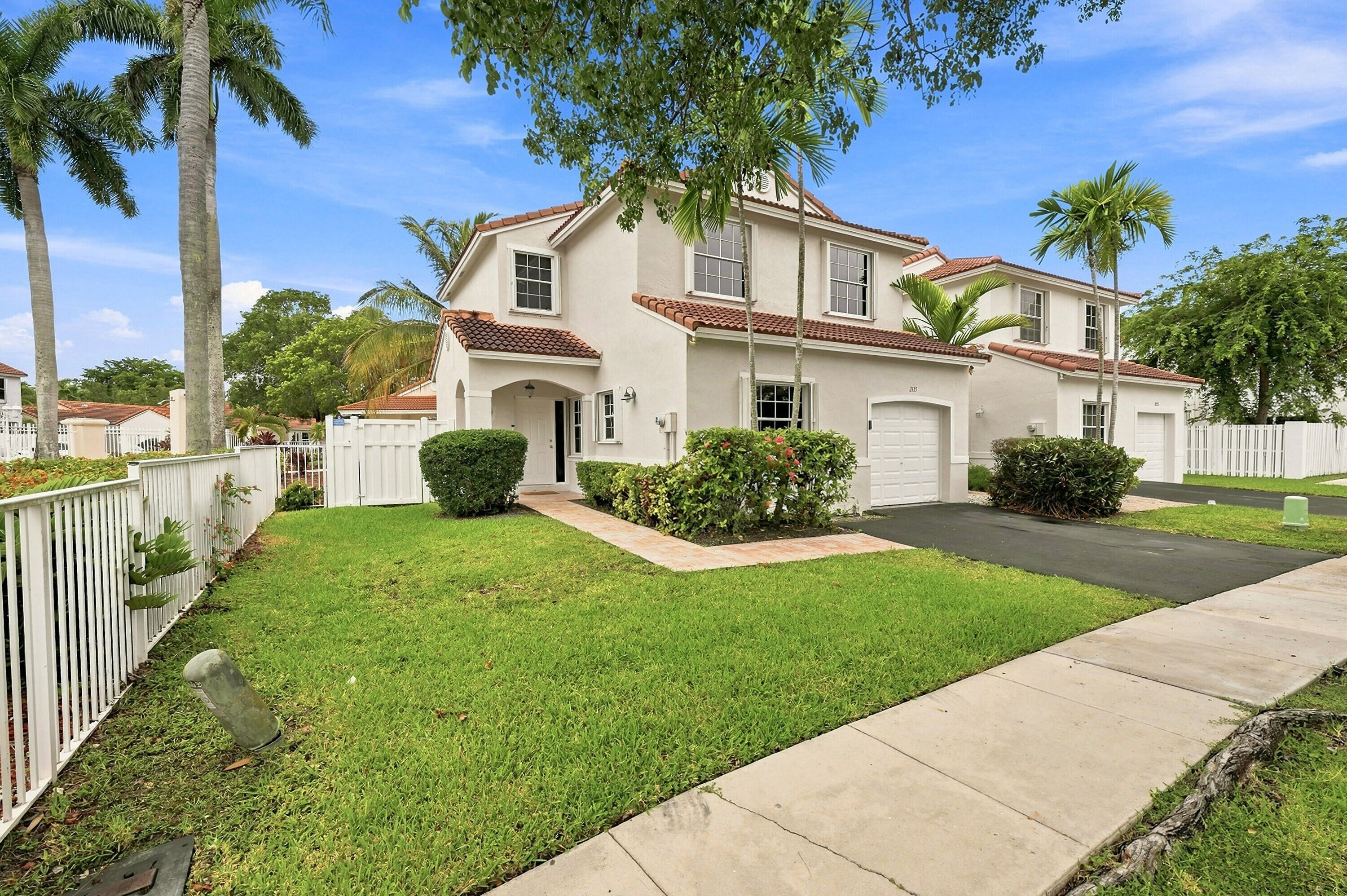 View details of listing 1115 SW 180TH Terrace, Pembroke Pines, FL 33029 Pembroke Pines with MLS# 