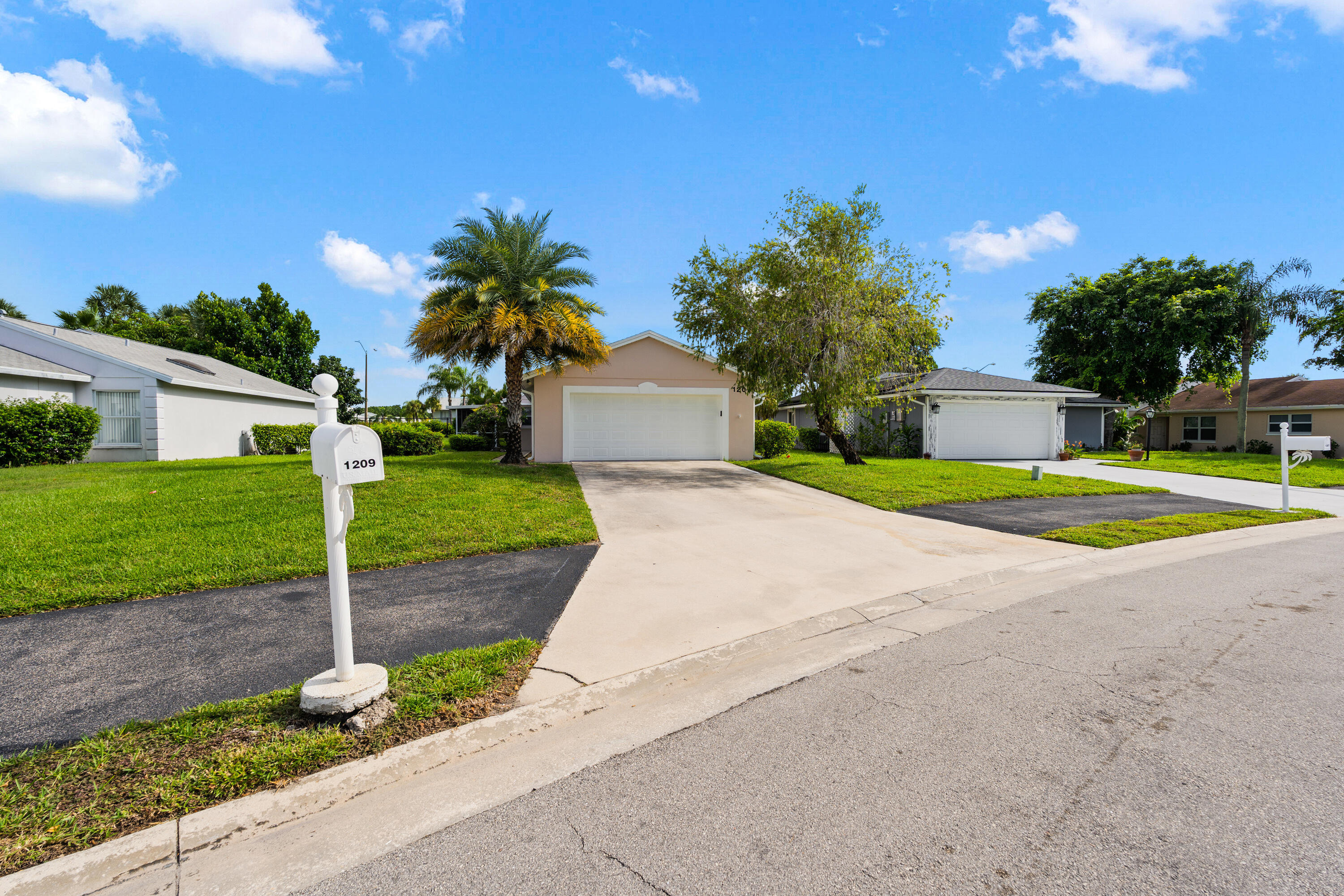 Listing  1209 Pine Sage Circle, West Palm Beach, FL 33409, West Palm Beach, FL 33409
