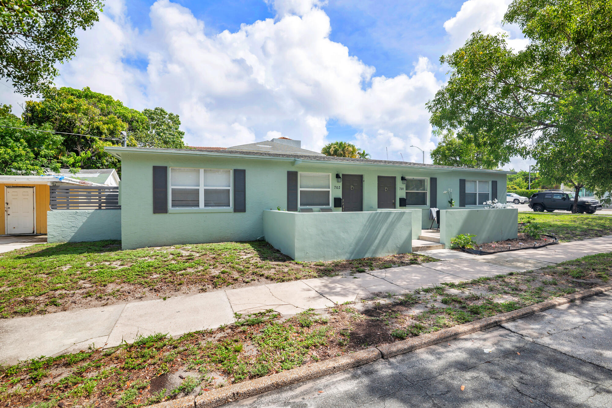 Listing  701 New Jersey Street, West Palm Beach, FL 33401, West Palm Beach, FL 33401