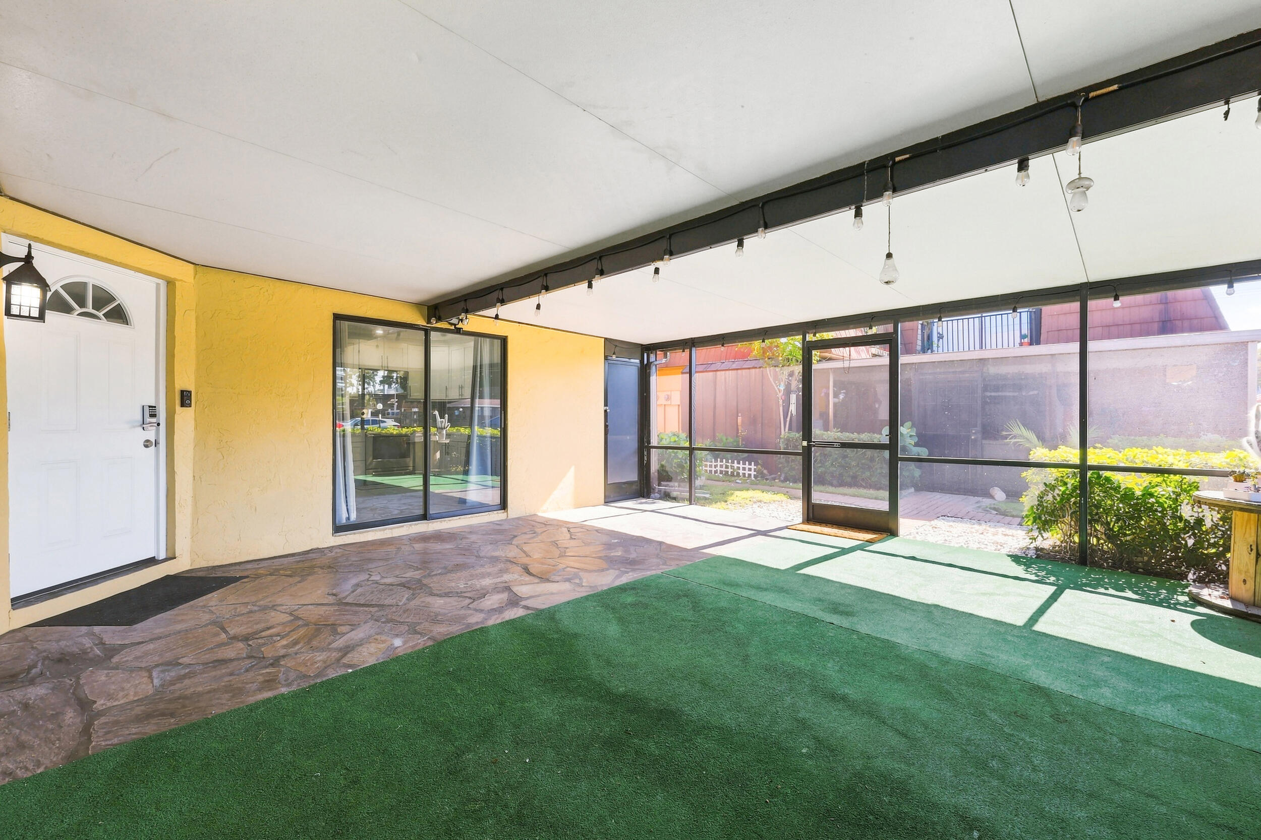 Listing  4165 Turnberry Circle 24, Lake Worth, FL 33467, Lake Worth, FL 33467
