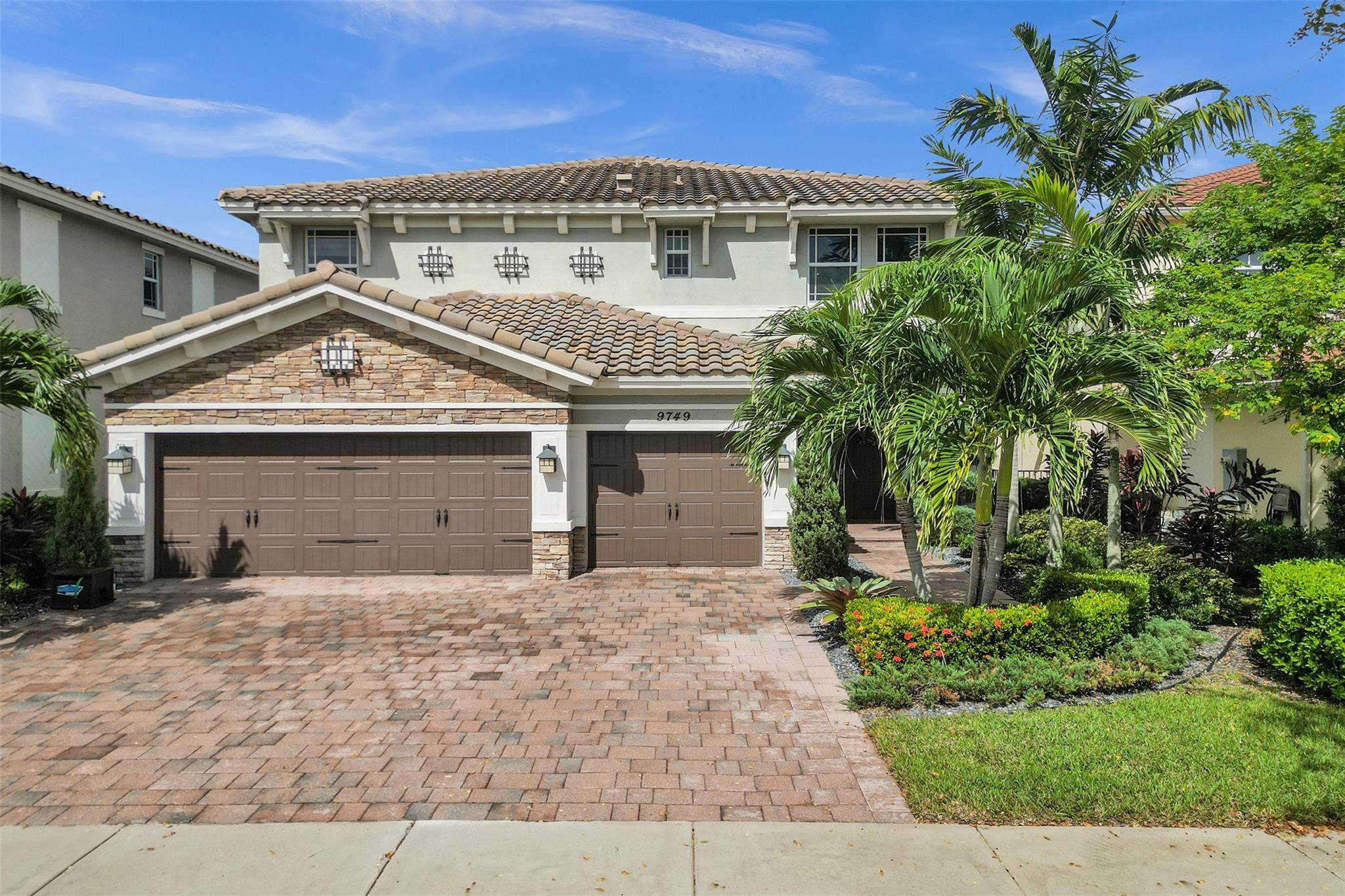 View details of listing 9749 Blue Isle BAY, Parkland, FL 33076 Parkland with MLS# 