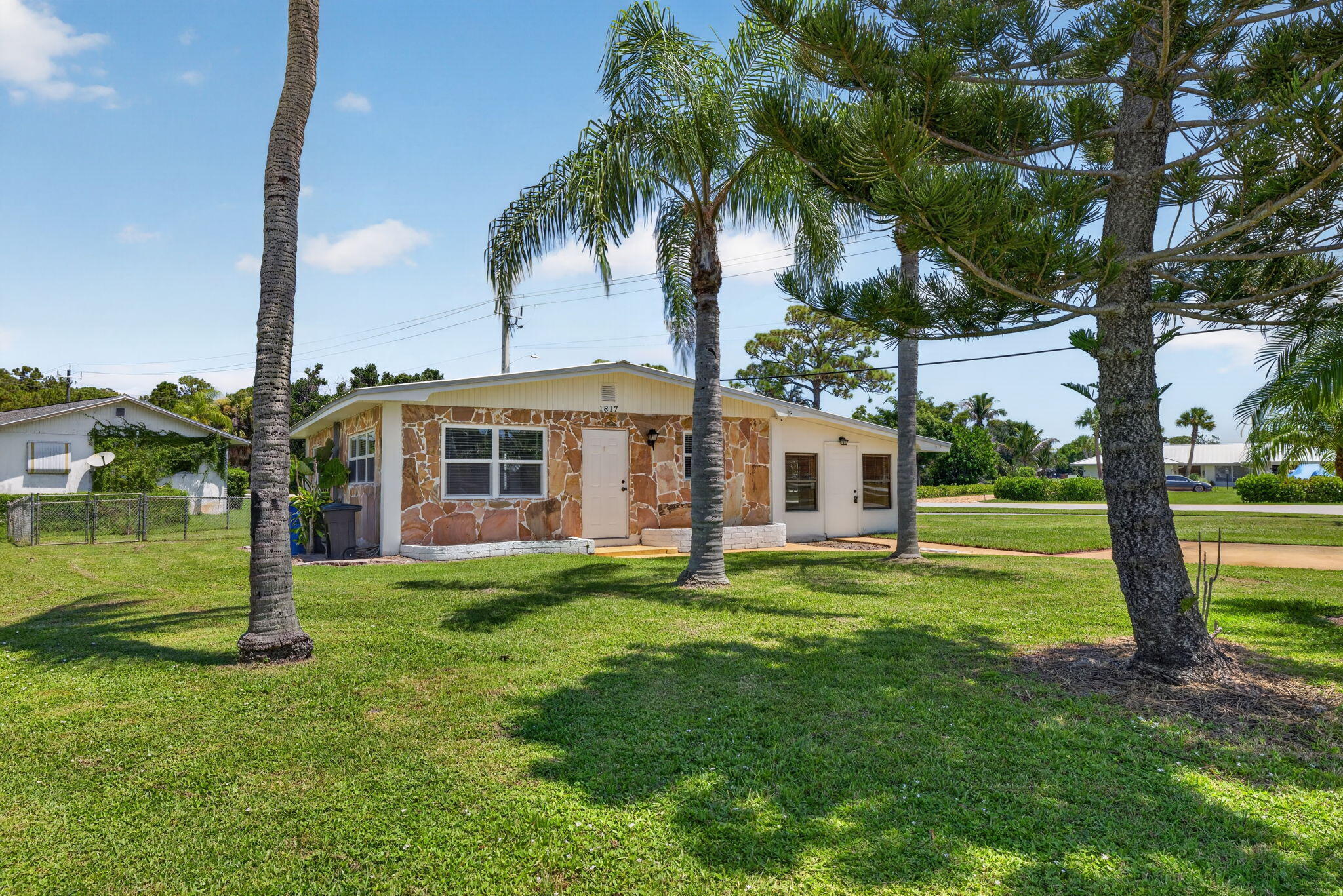 Listing  1817 NW AZALEA Street, Stuart, FL 34994, Stuart, FL 34994