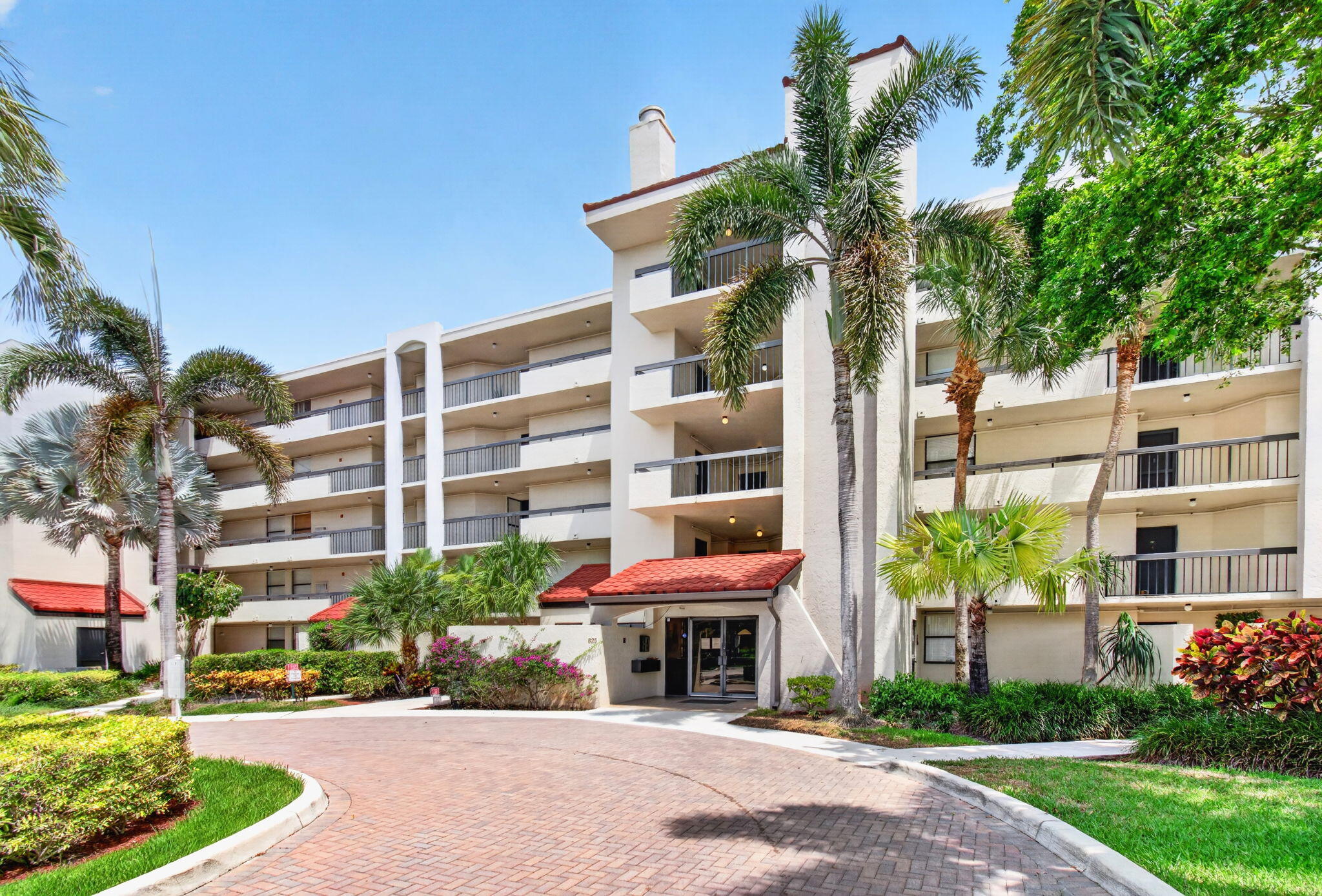 Listing  825 Egret Circle 504, Delray Beach, FL 33444, Delray Beach, FL 33444