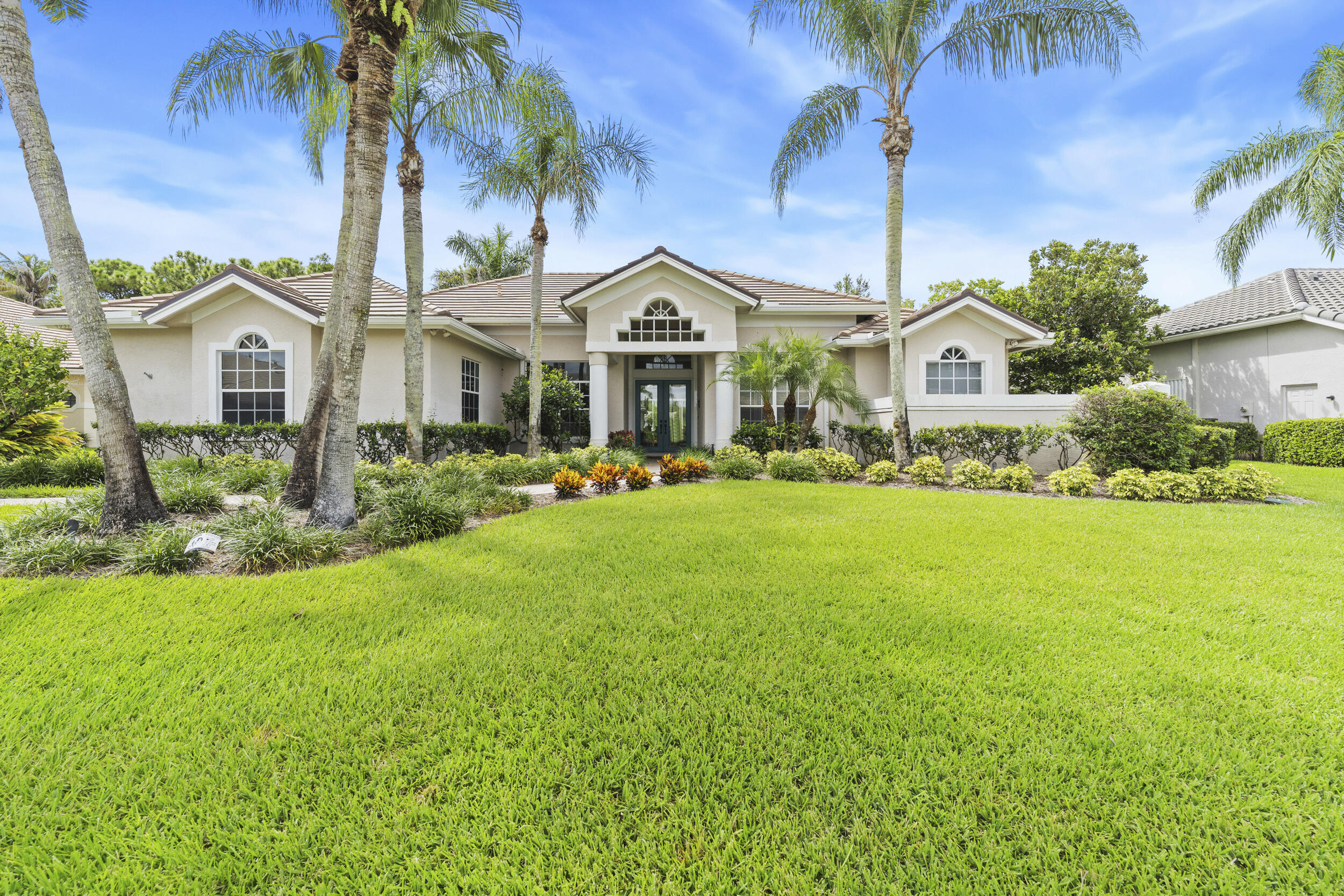 Listing  4931 SE Lost Lake Way, Hobe Sound, FL 33455, Hobe Sound, FL 33455