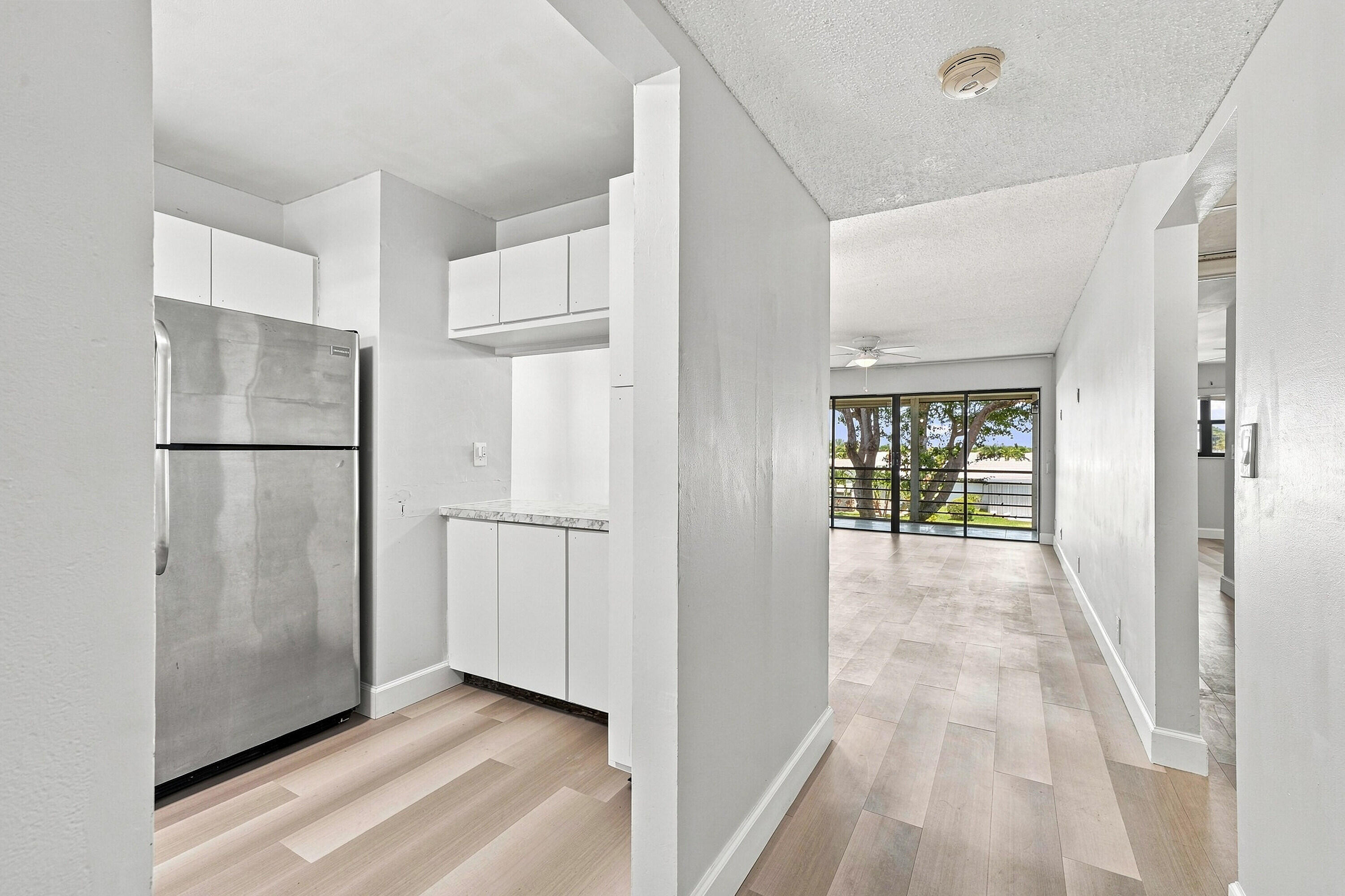 Listing  2181 W Woolbright Road N201, Boynton Beach, FL 33426, Boynton Beach, FL 33426