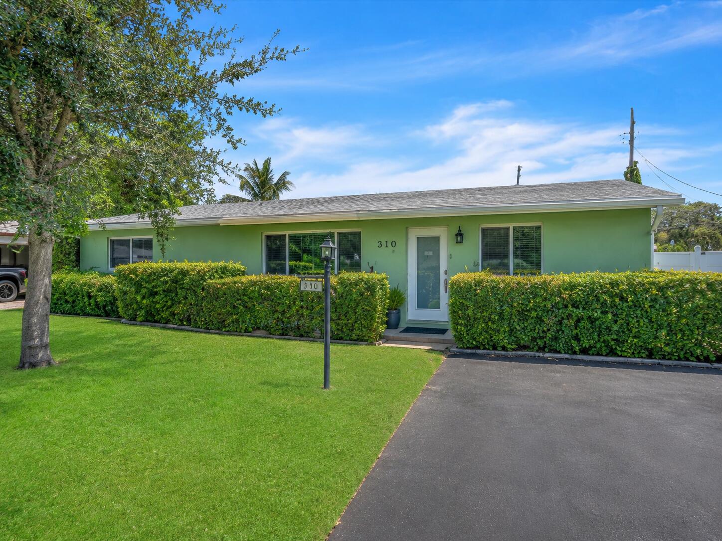 Listing  310 SE 8TH Court, Pompano Beach, FL 33060, Pompano Beach, FL 33060