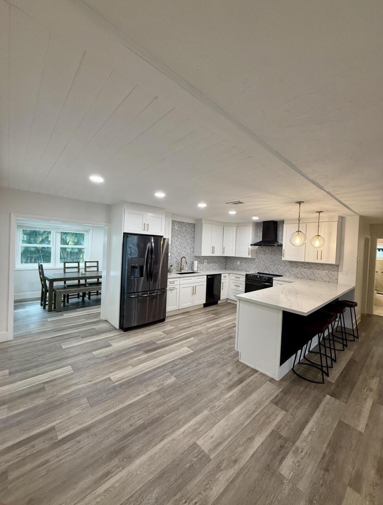 Listing  511 SW NORTH RIVER POINT Drive, Stuart, FL 34994, Stuart, FL 34994