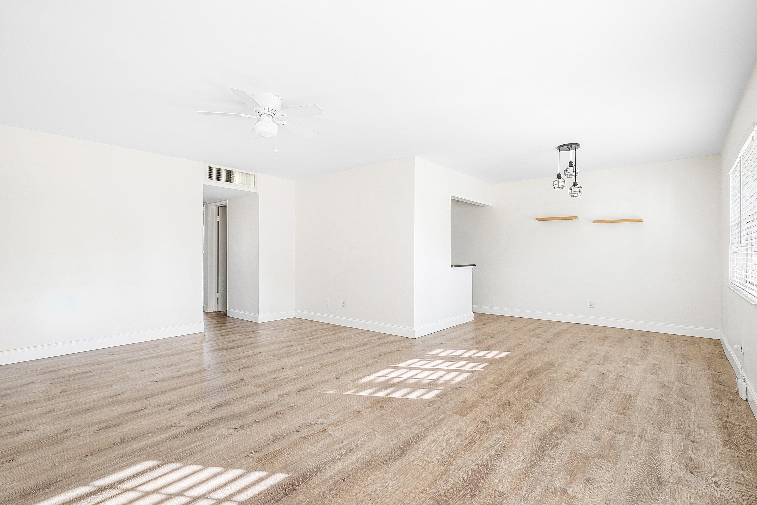 Listing  2455 NE 51st Street E102, Fort Lauderdale, FL 33308, Fort Lauderdale, FL 33308