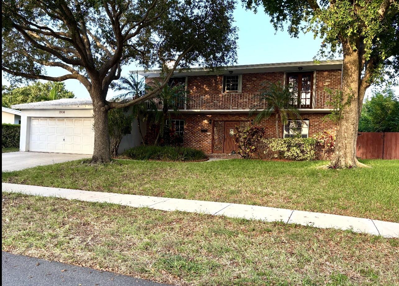 Listing  1916 HARBOURVIEW Drive, Fort Lauderdale, FL 33316, Fort Lauderdale, FL 33316