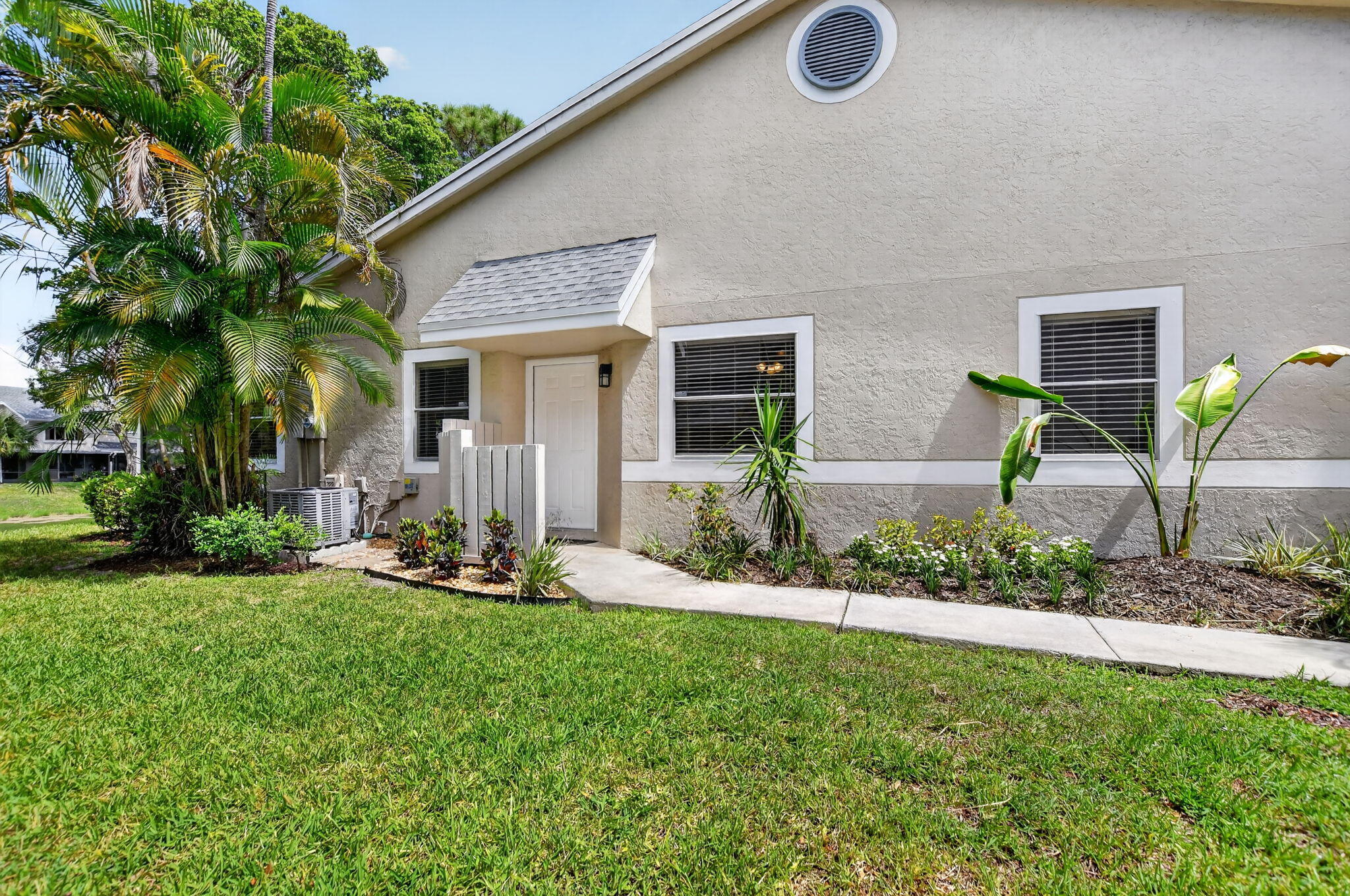 Listing  1971 Discovery Circle E, Deerfield Beach, FL 33442, Deerfield Beach, FL 33442