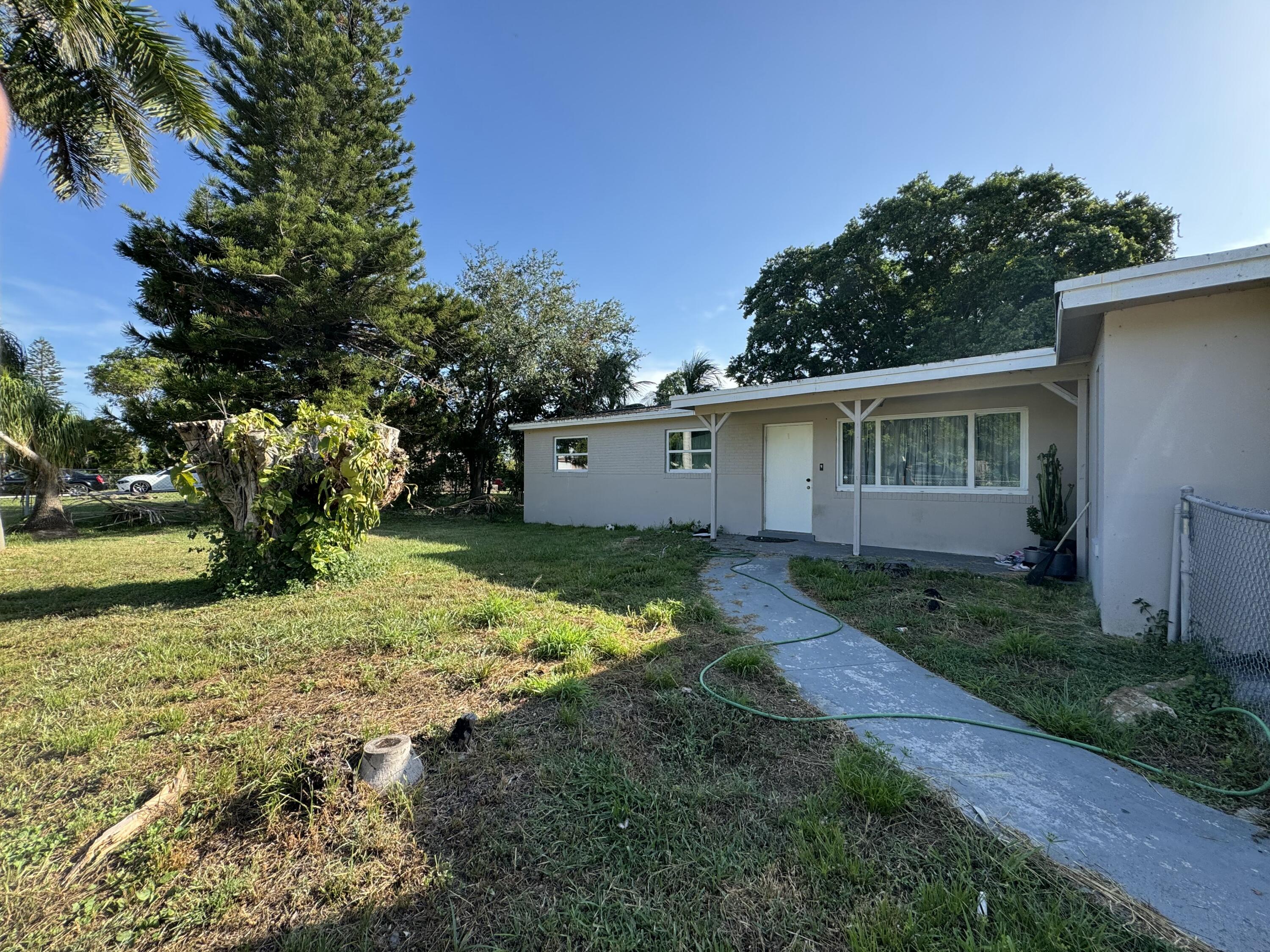 Listing  1624 BOARDMAN Avenue, West Palm Beach, FL 33407, West Palm Beach, FL 33407