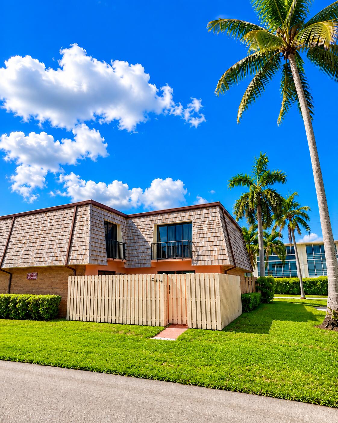 View details of listing 256 Lake Arbor Drive, Palm Springs, FL 33461 Palm Springs with MLS#