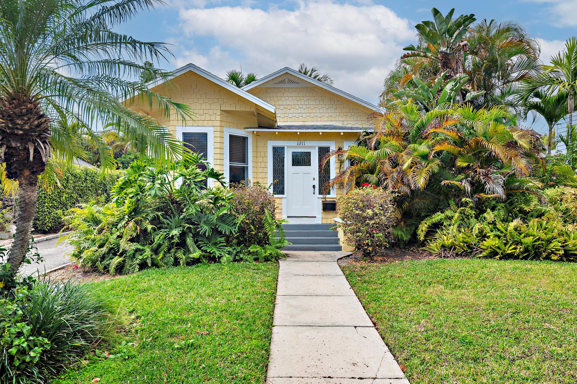 Listing  1211 FLORIDA Avenue, West Palm Beach, FL 33401, West Palm Beach, FL 33401