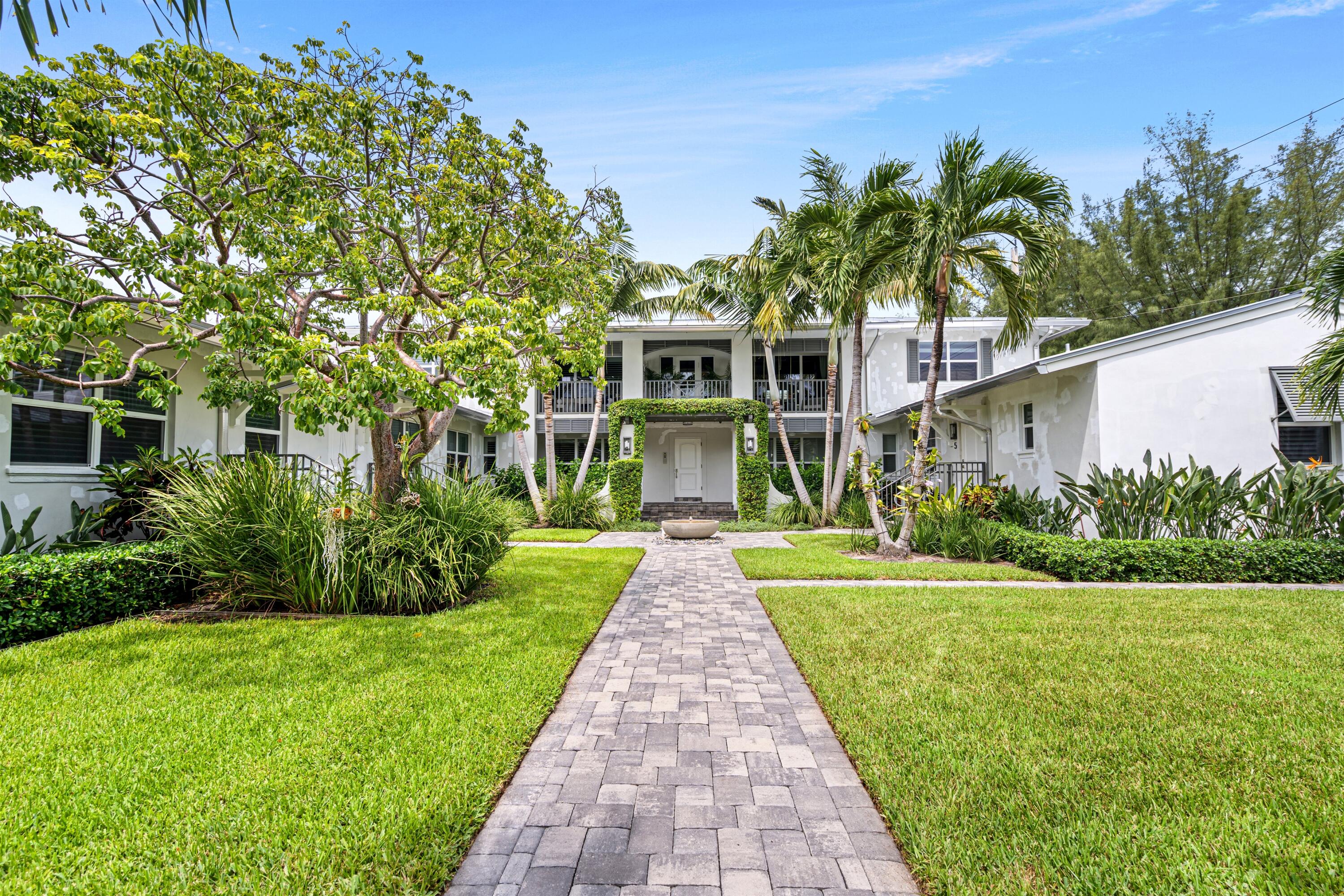 Listing  1025 CASUARINA Road 7, Delray Beach, FL 33483, Delray Beach, FL 33483
