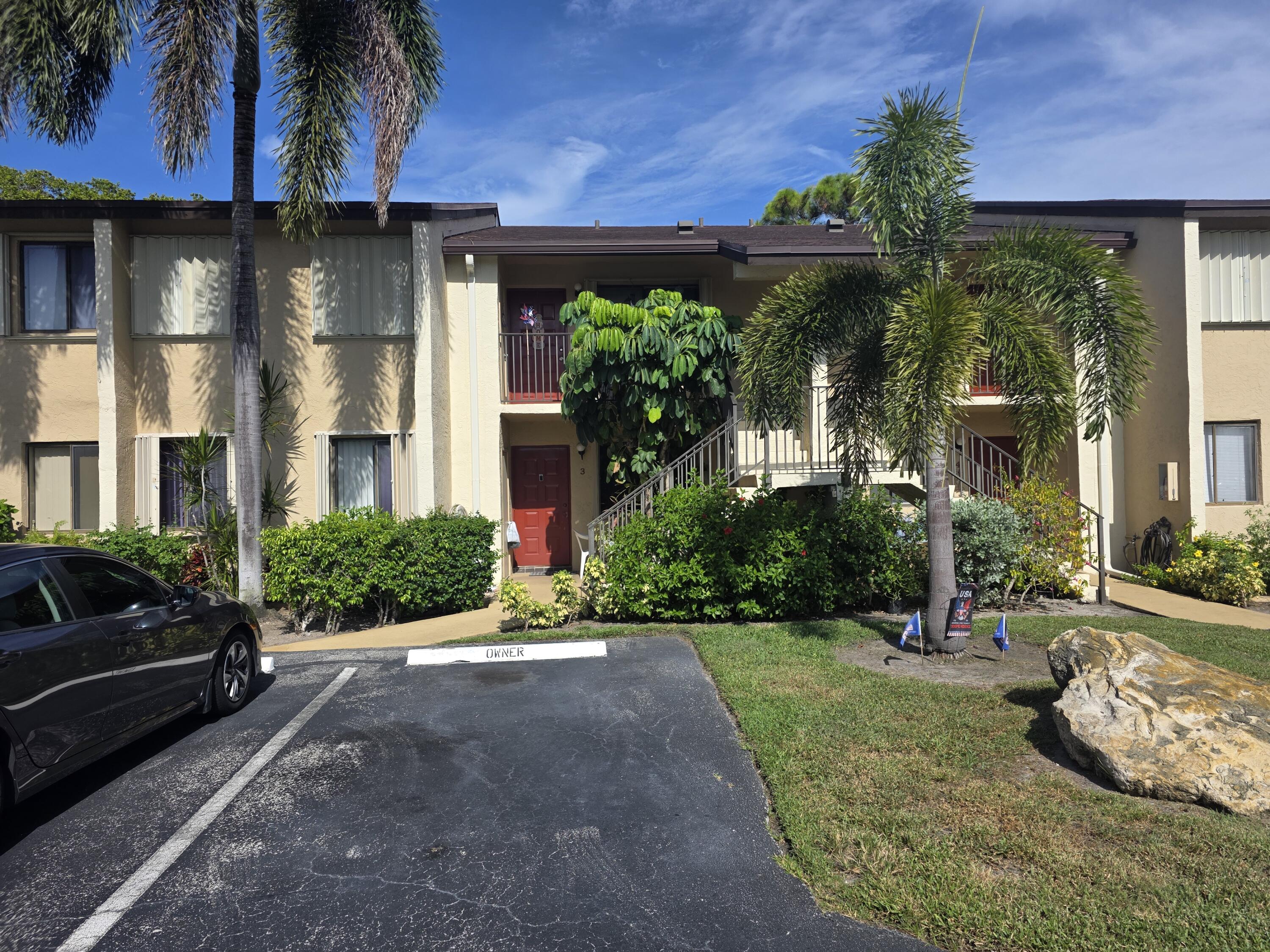 View details of listing 190 SE 7TH Street 103, Deerfield Beach, FL 33441 Deerfield Beach with MLS#