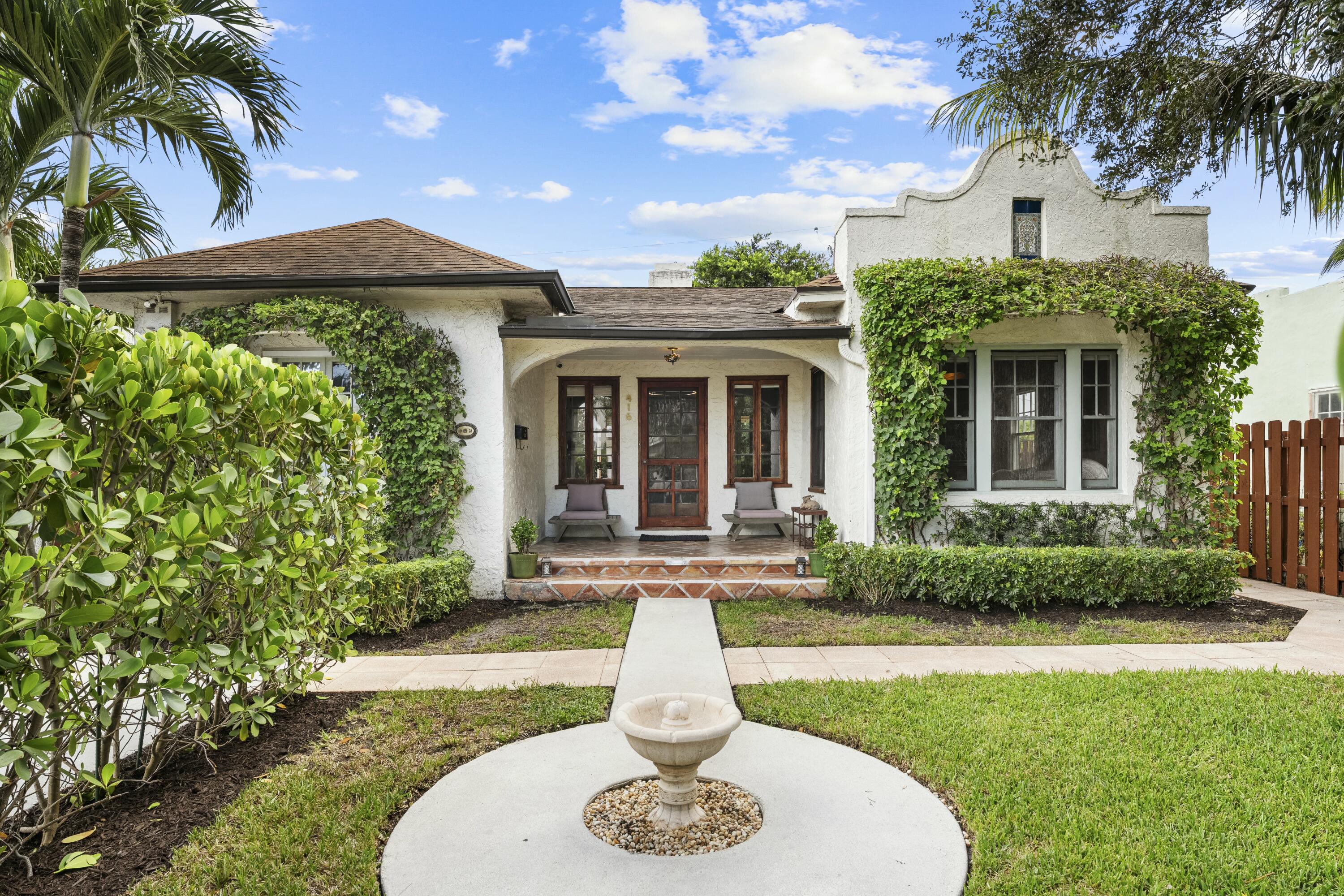 View details of listing 416 WESTWOOD Road, West Palm Beach, FL 33401 West Palm Beach with MLS#