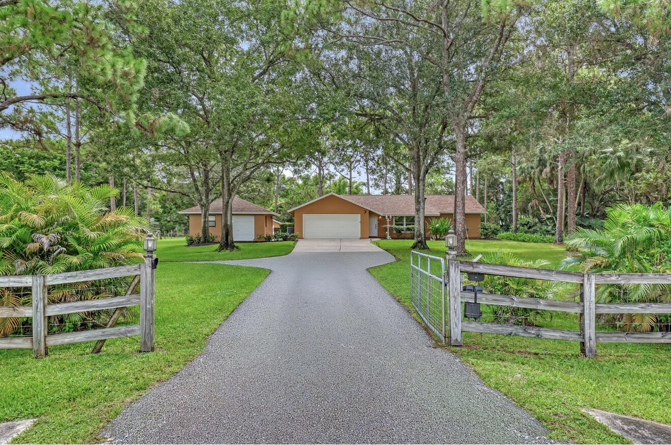 View details of listing 17212 130th Avenue N, Jupiter, FL 33478 Jupiter with MLS#