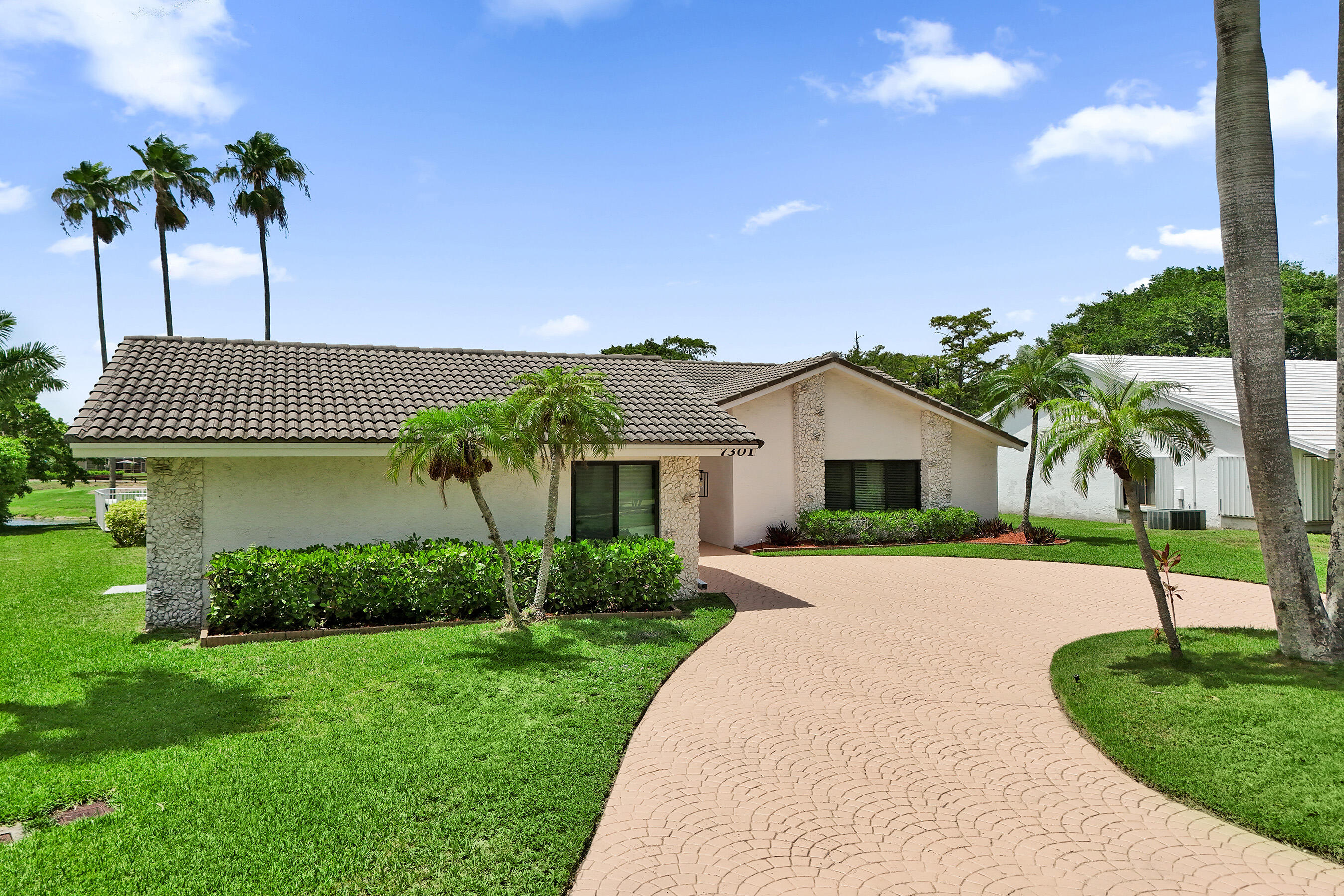 View details of listing 7301 NW 83rd Way, Tamarac, FL 33321 Tamarac with MLS#