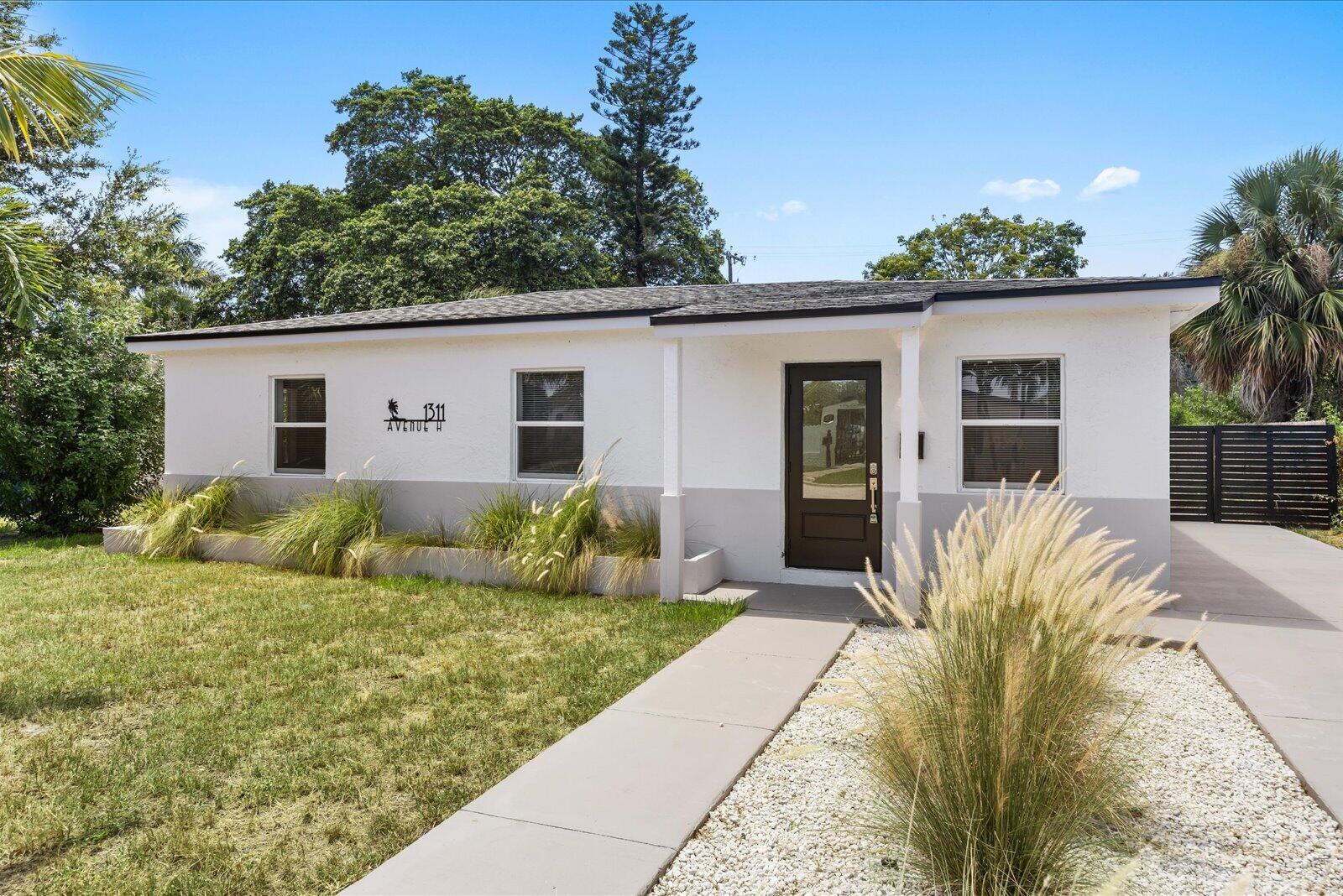 View details of listing 1311 AVENUE H, Riviera Beach, FL 33404 Riviera Beach with MLS#