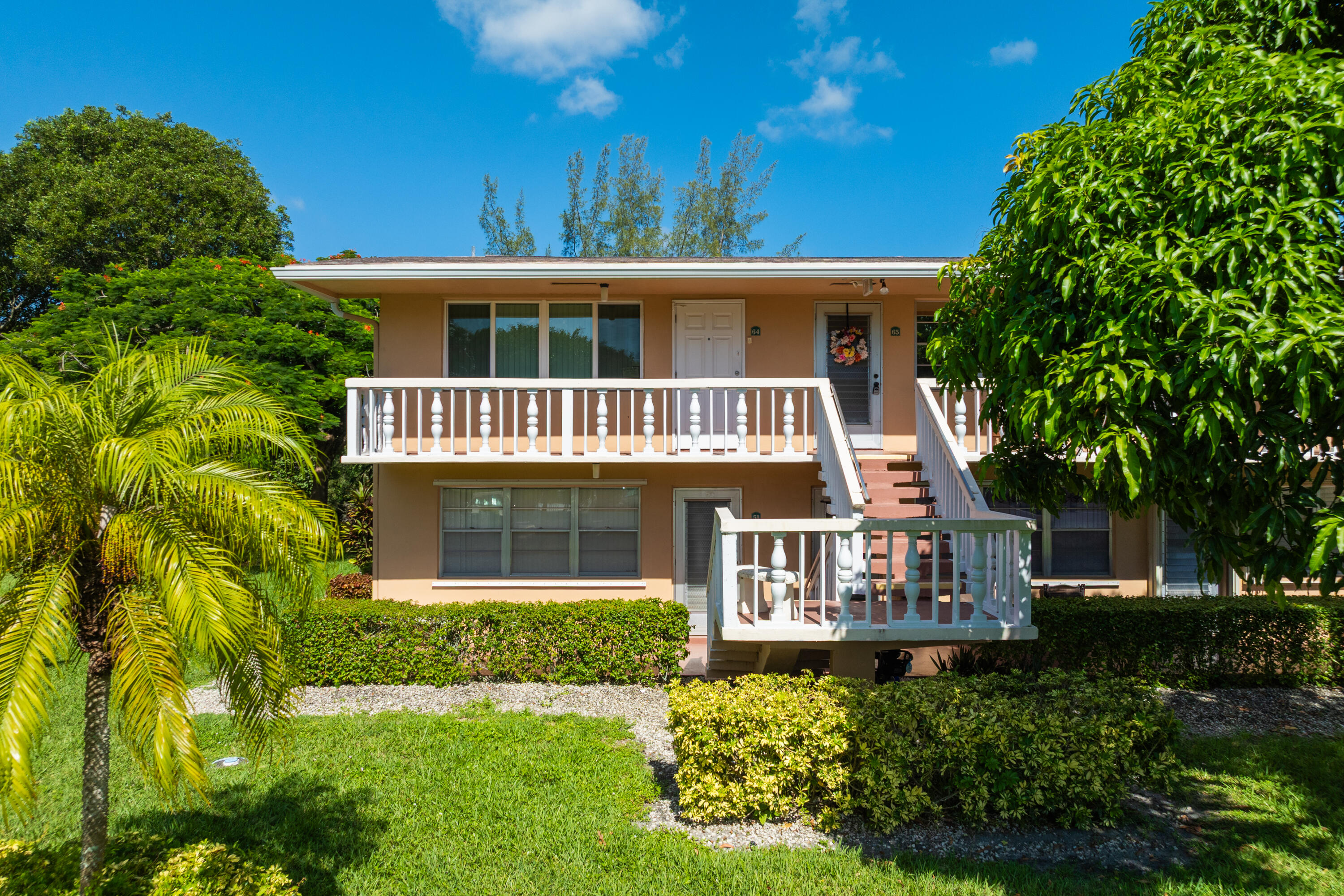 View details of listing 65 Camden C, West Palm Beach, FL 33417 West Palm Beach with MLS#