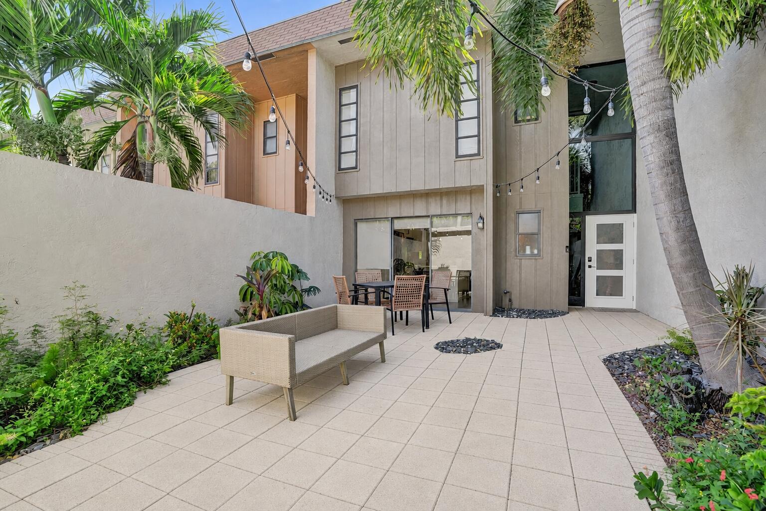 Listing  4799 NW 9TH Avenue, Deerfield Beach, FL 33064, Deerfield Beach, FL 33064