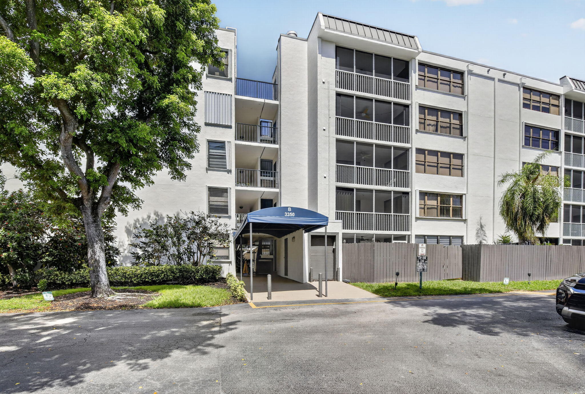 View details of listing 3350 NE 192ND Street 2B-B, Aventura, FL 33180 Aventura with MLS# 