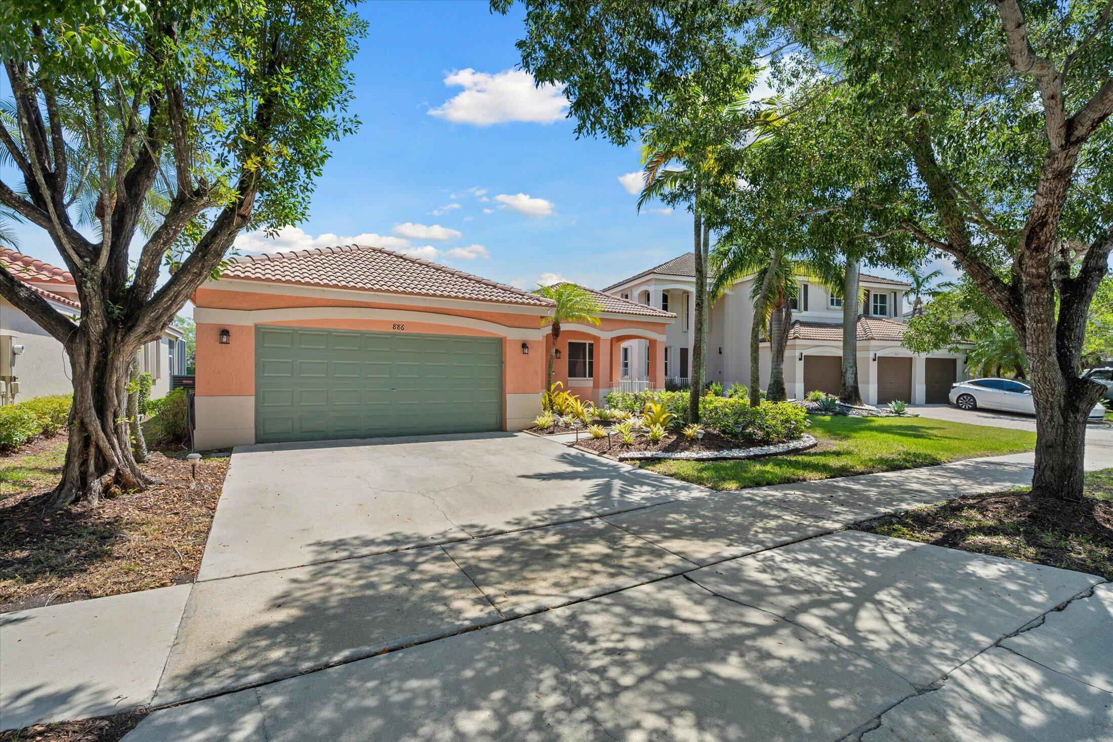 View details of listing 886 SUNFLOWER Circle, Weston, FL 33327 Weston with MLS# 
