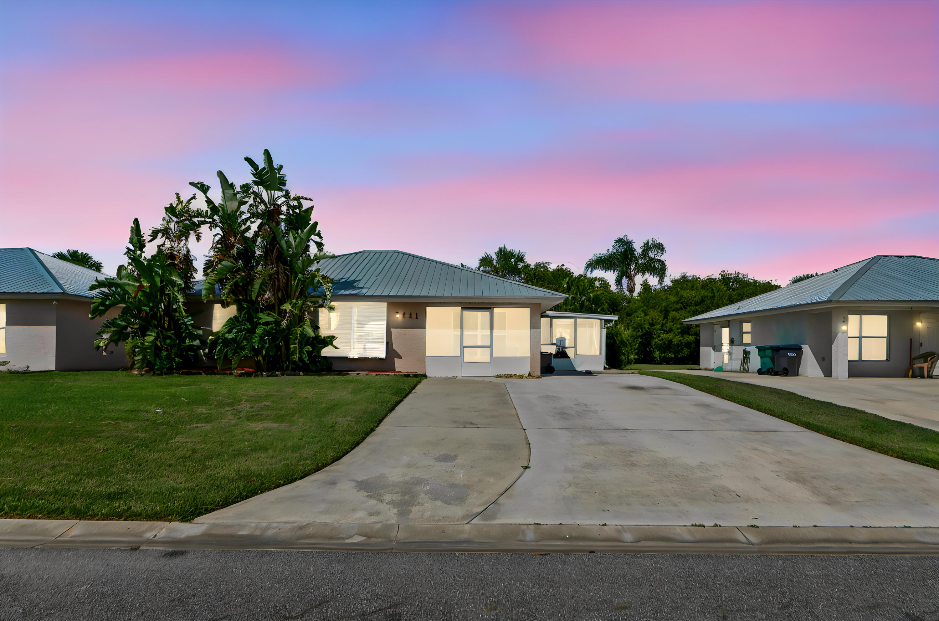 View details of listing 5111 SE 42nd Trace, Okeechobee, FL 34974 Okeechobee with MLS# 