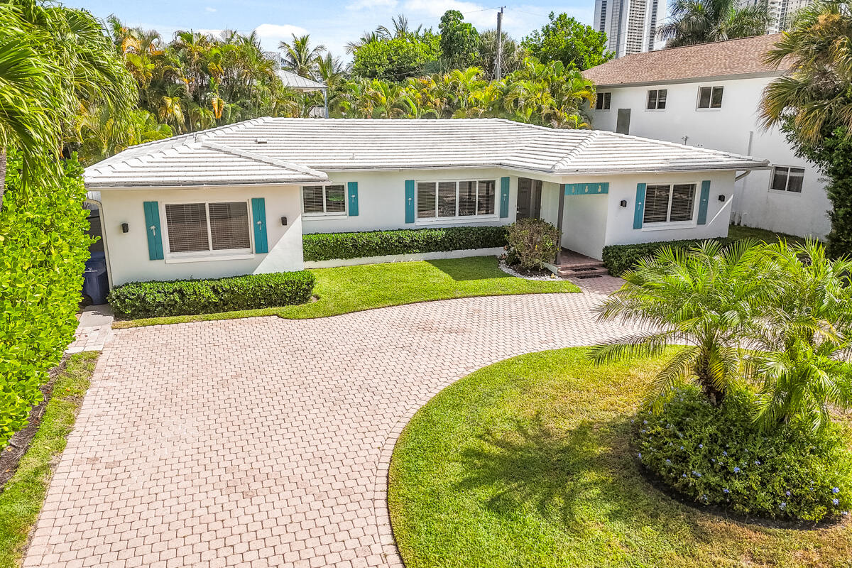 View details of listing 1182 Beach Road, Singer Island, FL 33404 Singer Island with MLS#